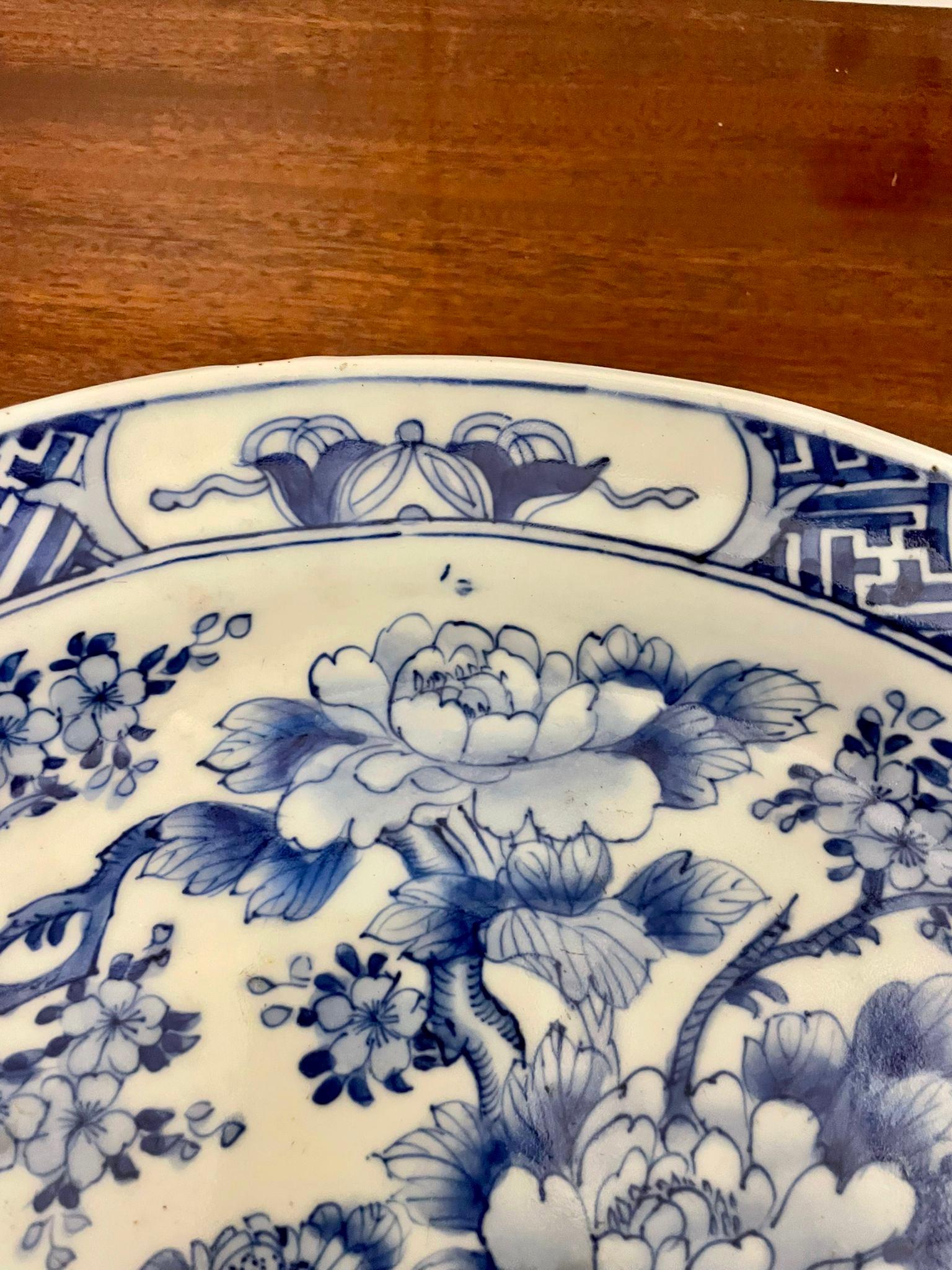 Unusual Antique Quality Japanese Blue and White Imari Dish For Sale 1