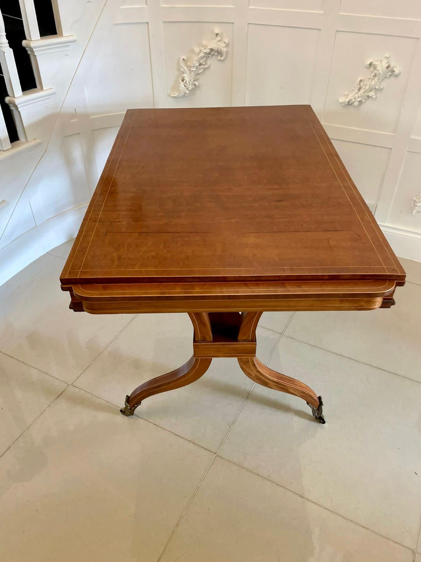Unusual Antique Quality Mahogany And Satinwood Freestanding Sofa/Dining Table In Good Condition For Sale In Suffolk, GB