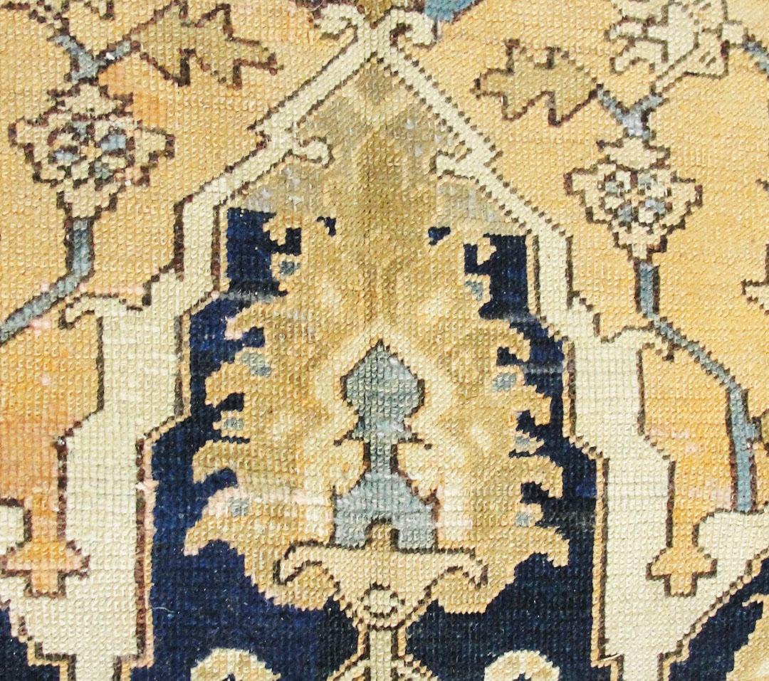 Antique Persian Serapi Carpet 1