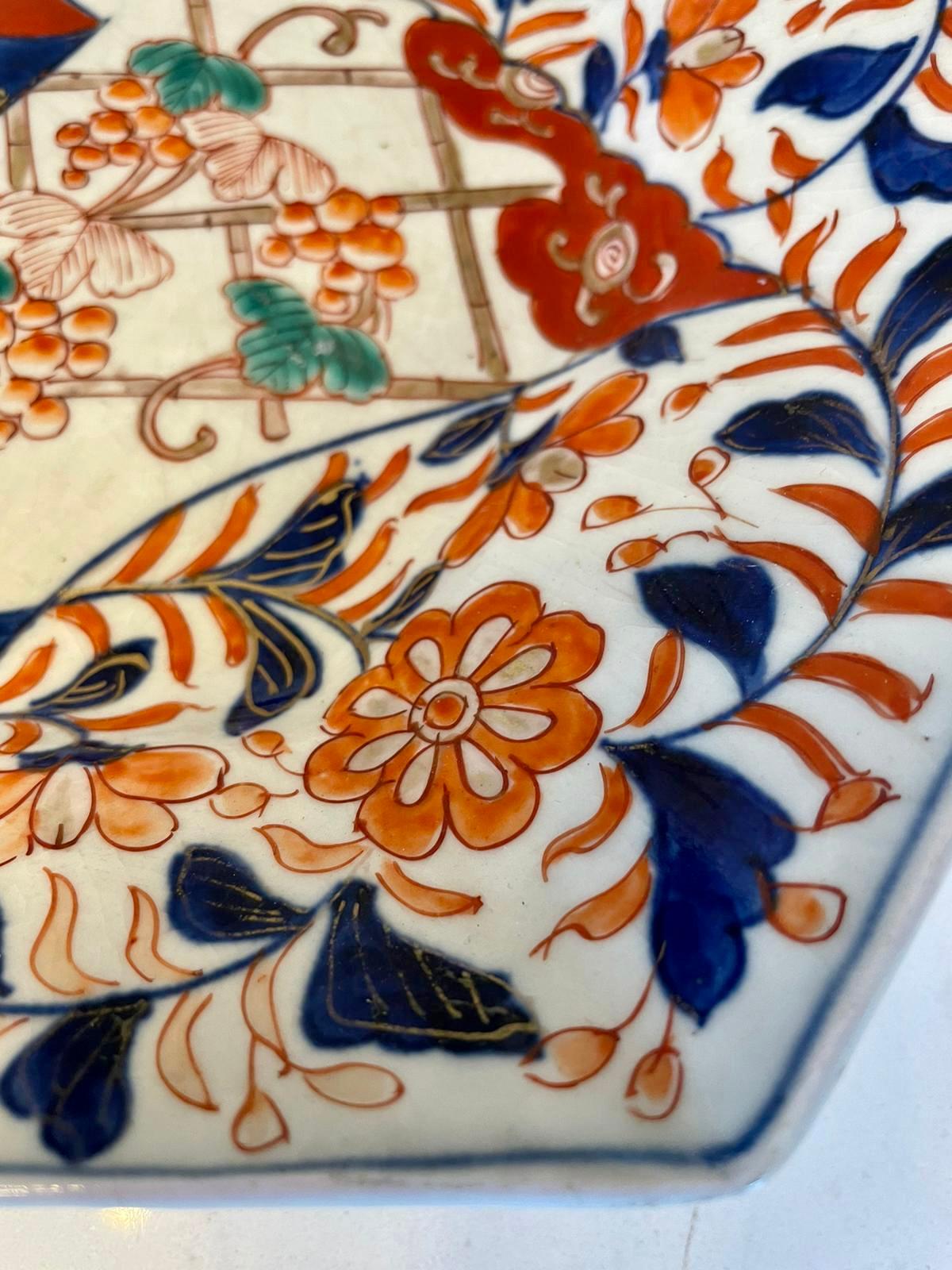 Unusual Antique Shaped Hand Painted Imari Dish 2