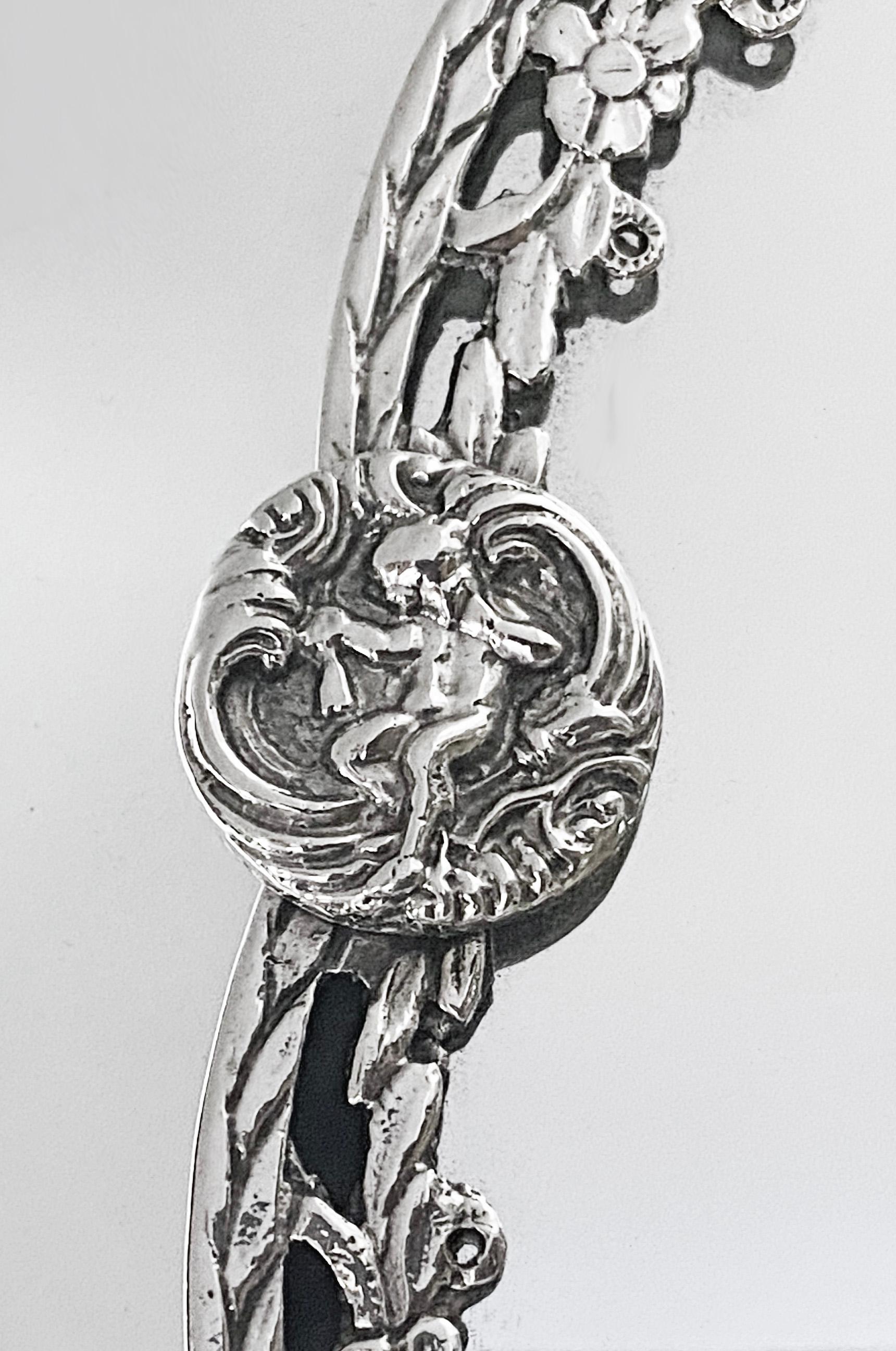 Ungewöhnlicher antiker Handspiegel aus Silber, London 1880, Robert Humphries im Angebot 1