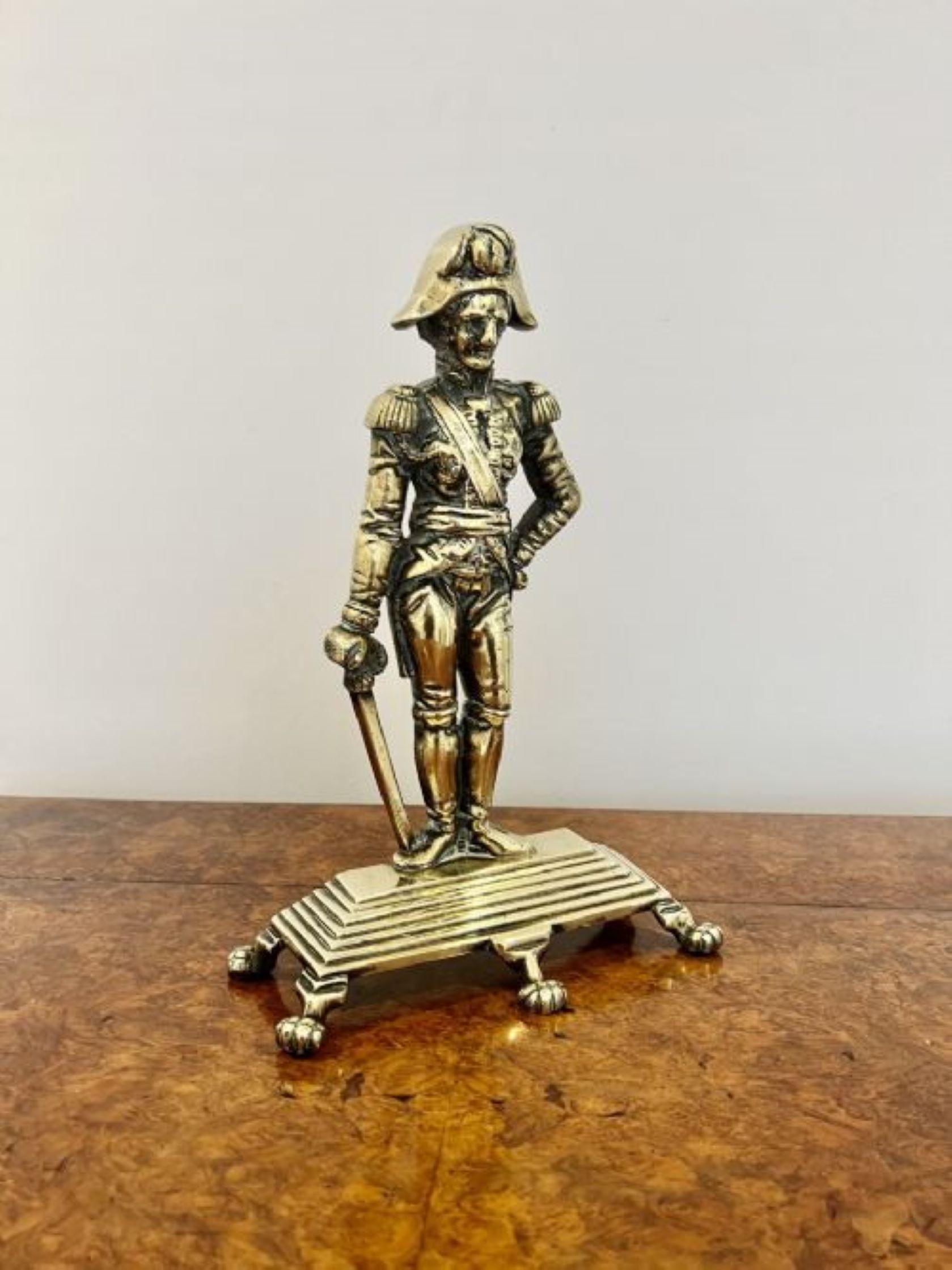 Unusual antique Victorian quality brass door stop in the form of Lord Nelson  In Good Condition In Ipswich, GB