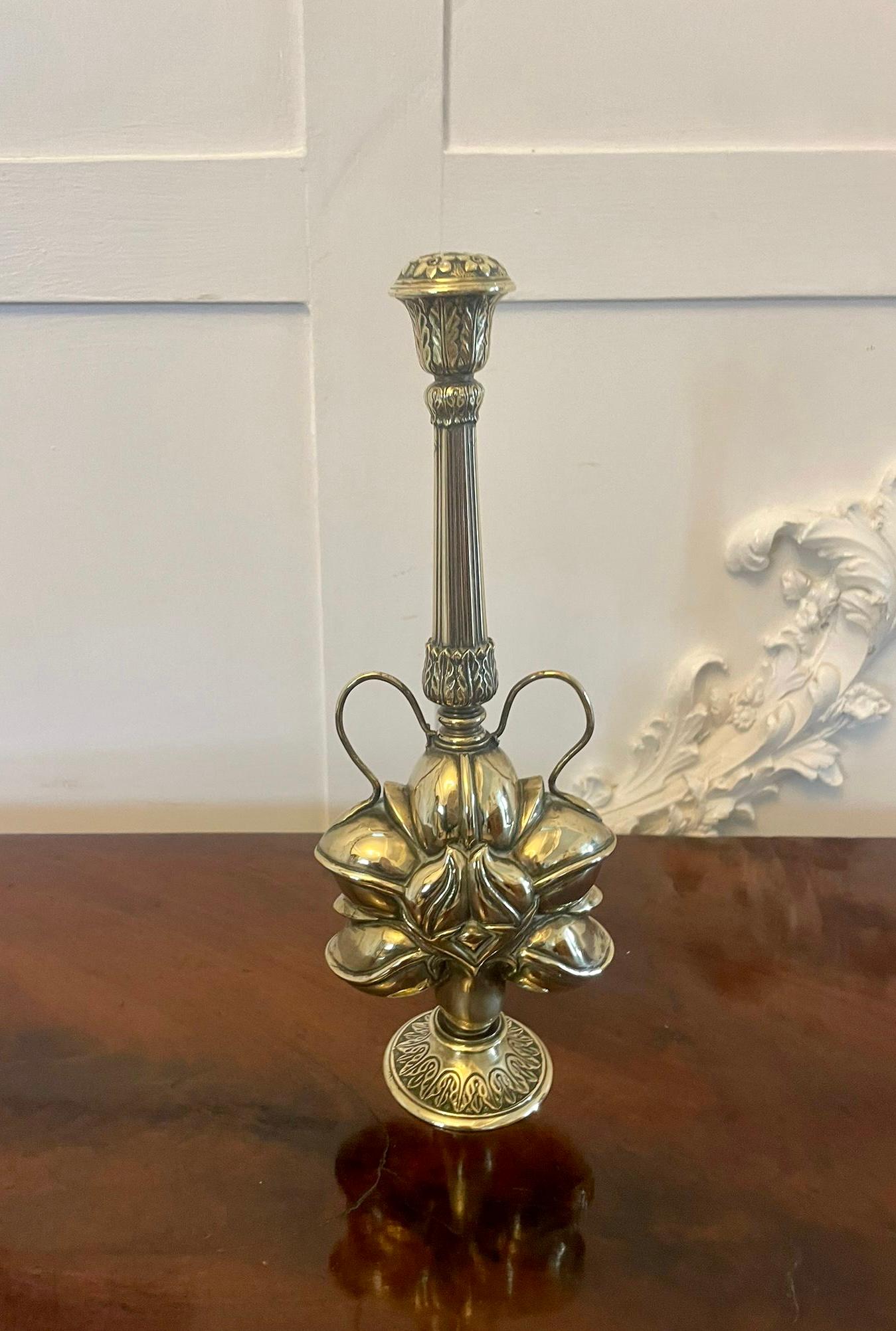 Unusual Antique Victorian quality brass shaker having an ornate reeded brass stem above a shaped centre standing on a circular base


Dimensions:
Height 26.5 cm (10.43 in)
Width 10 cm (3.93 in)
Depth 6 cm (2.36 in)


Dated 1860
