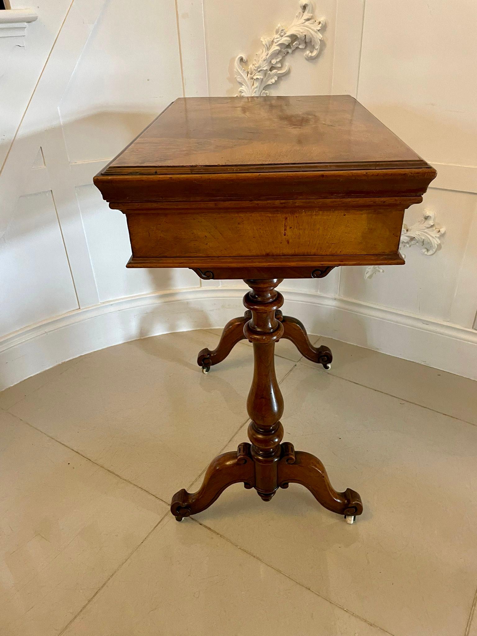 English Unusual Antique Victorian Quality Burr Walnut Jardiniere Table  For Sale