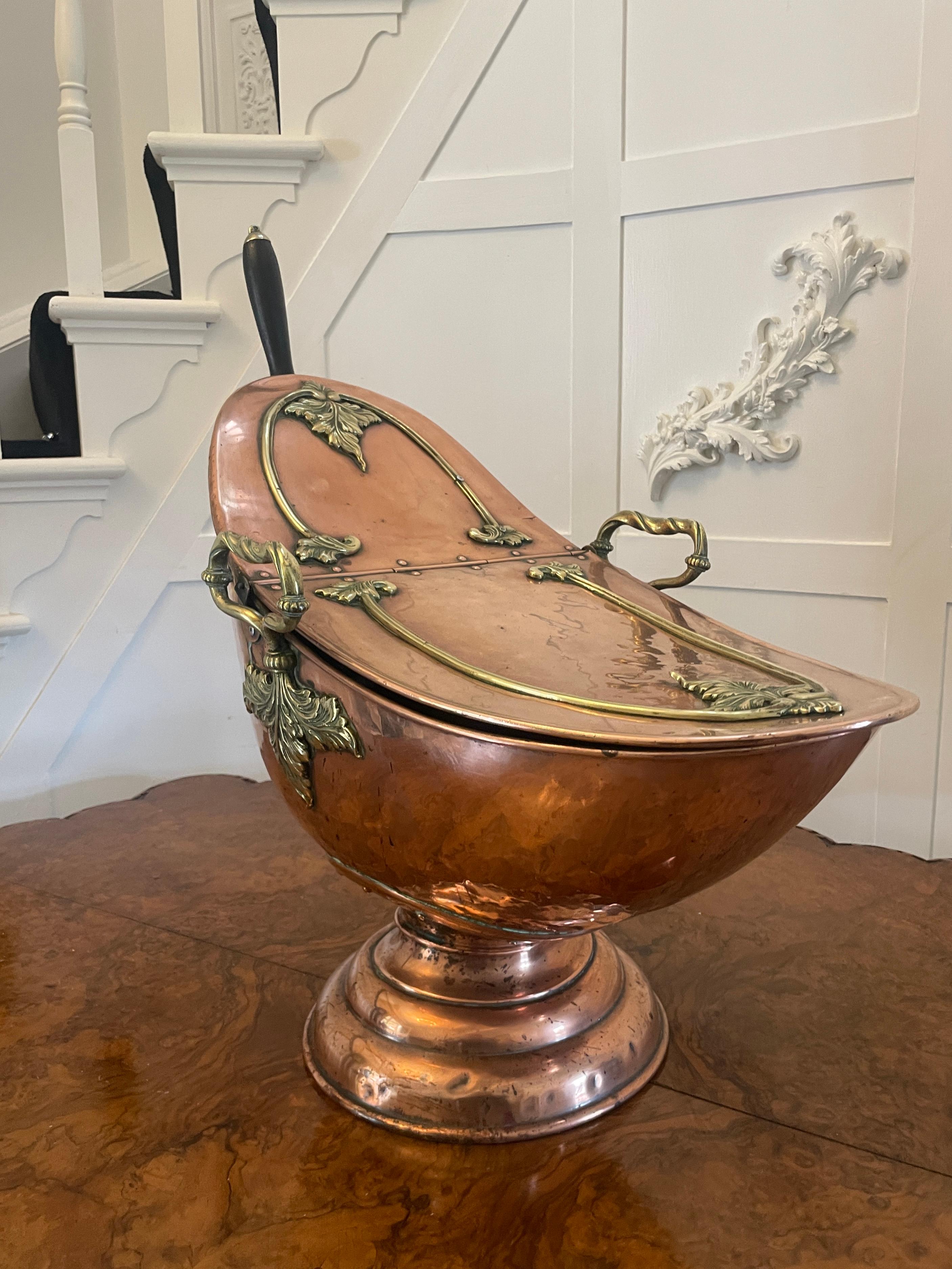 Unusual Antique Victorian Quality Copper and Brass Large Coal Scuttle 7