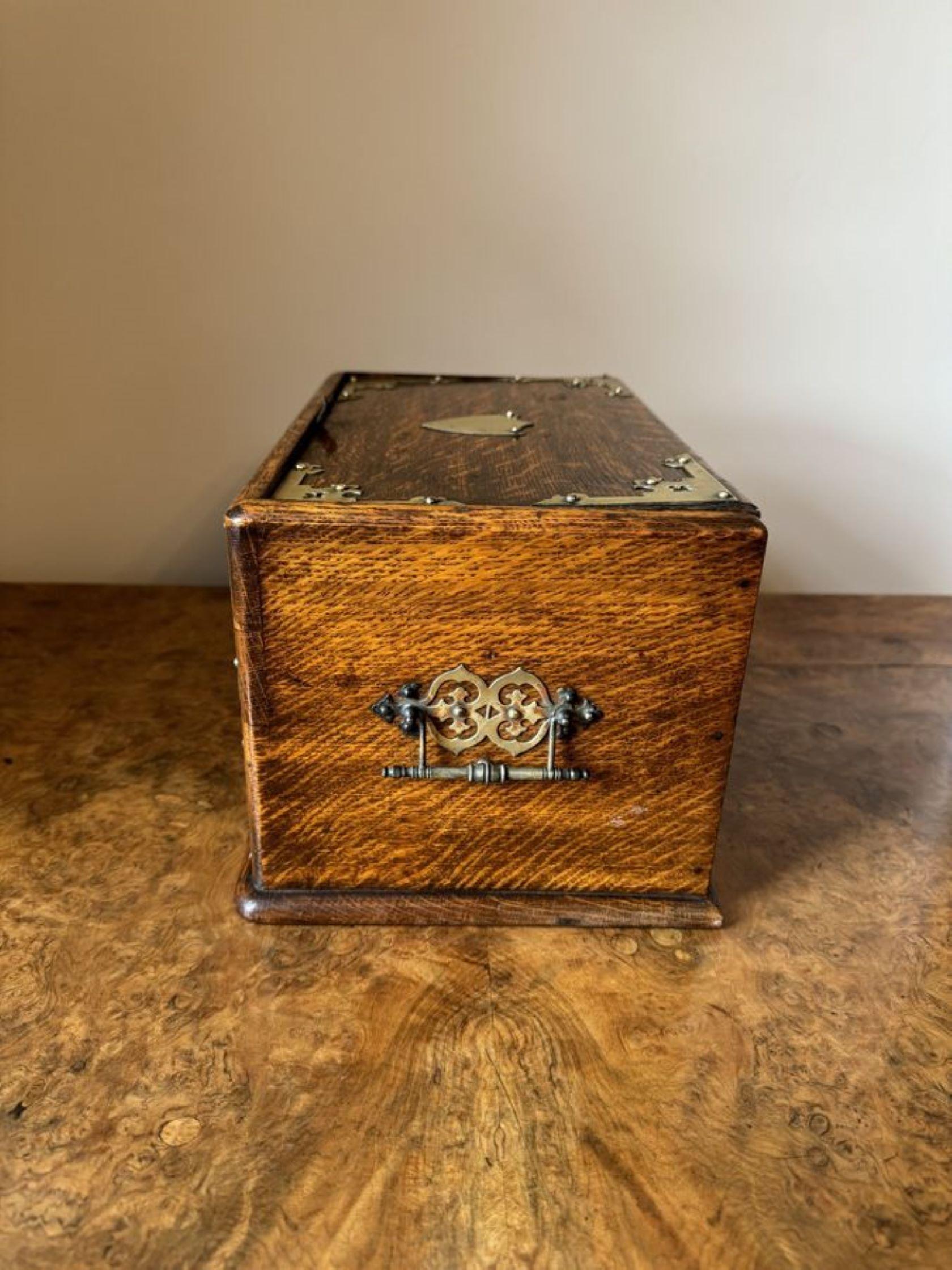Unusual antique Victorian quality oak and brass mounted box  In Good Condition For Sale In Ipswich, GB