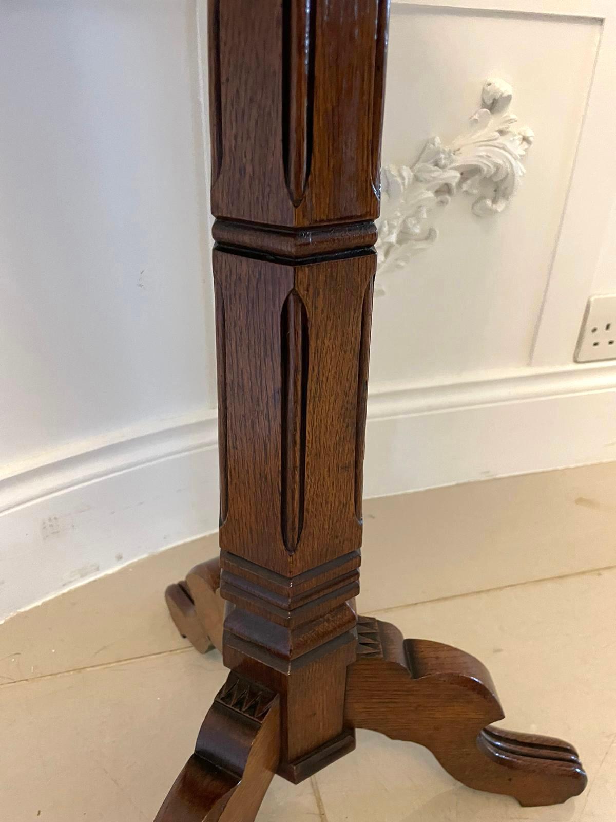 Unusual Antique Victorian Quality Oak Lamp Table  For Sale 3