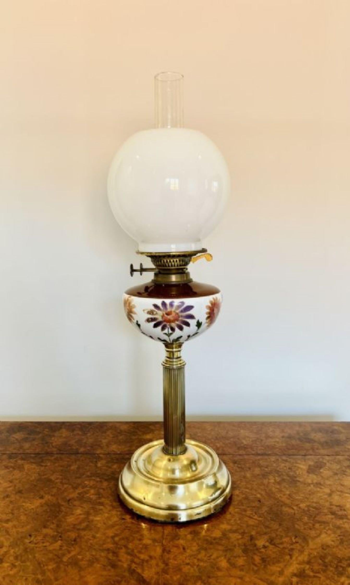 Unusual antique Victorian quality oil lamp For Sale 2