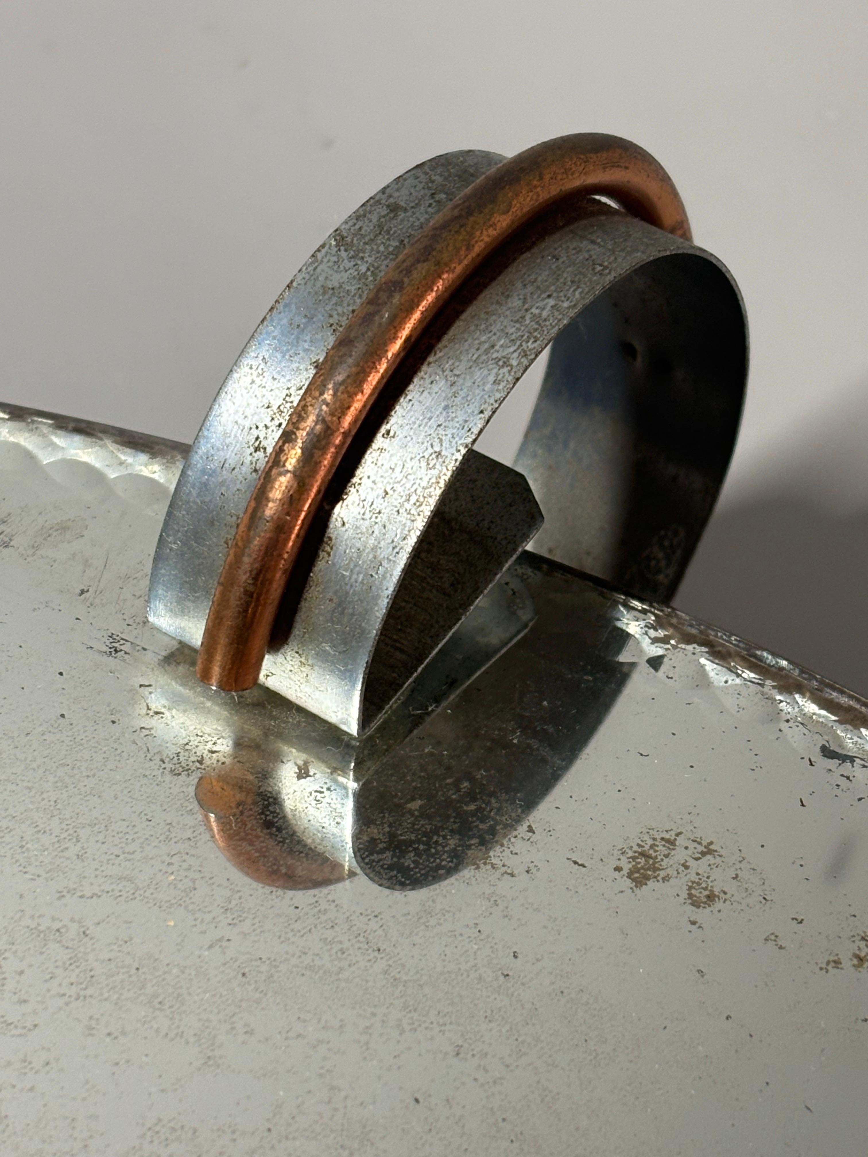 Unusual Art Deco period Surtout-de-table / mirrored plateau/ centerpiece mediados del siglo XX en venta