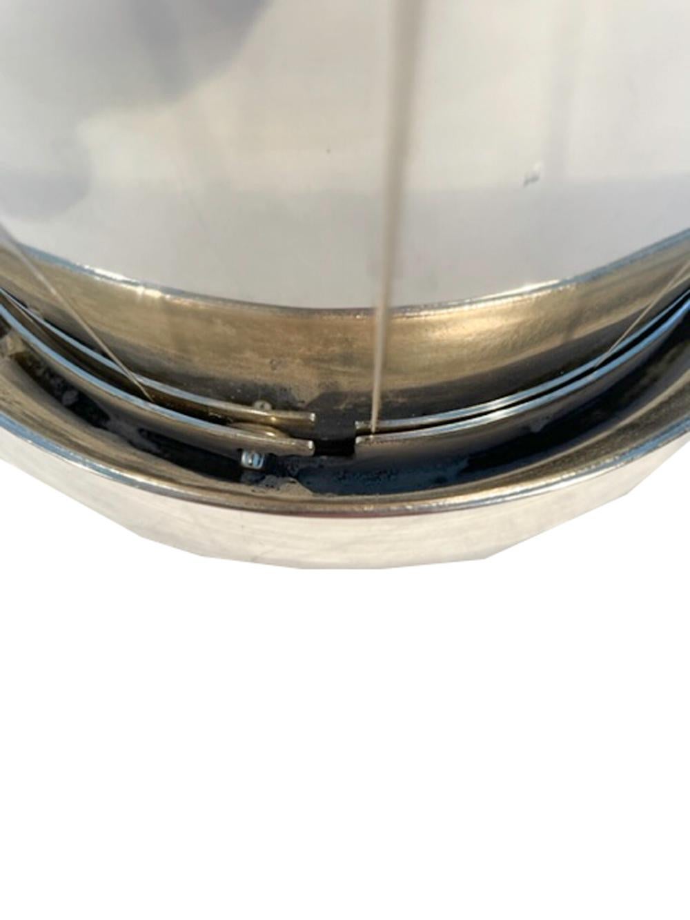 Unusual Art Deco Silver Plate Ice Bucket W/Ice Drain & Detachable Saucer For Sale 4