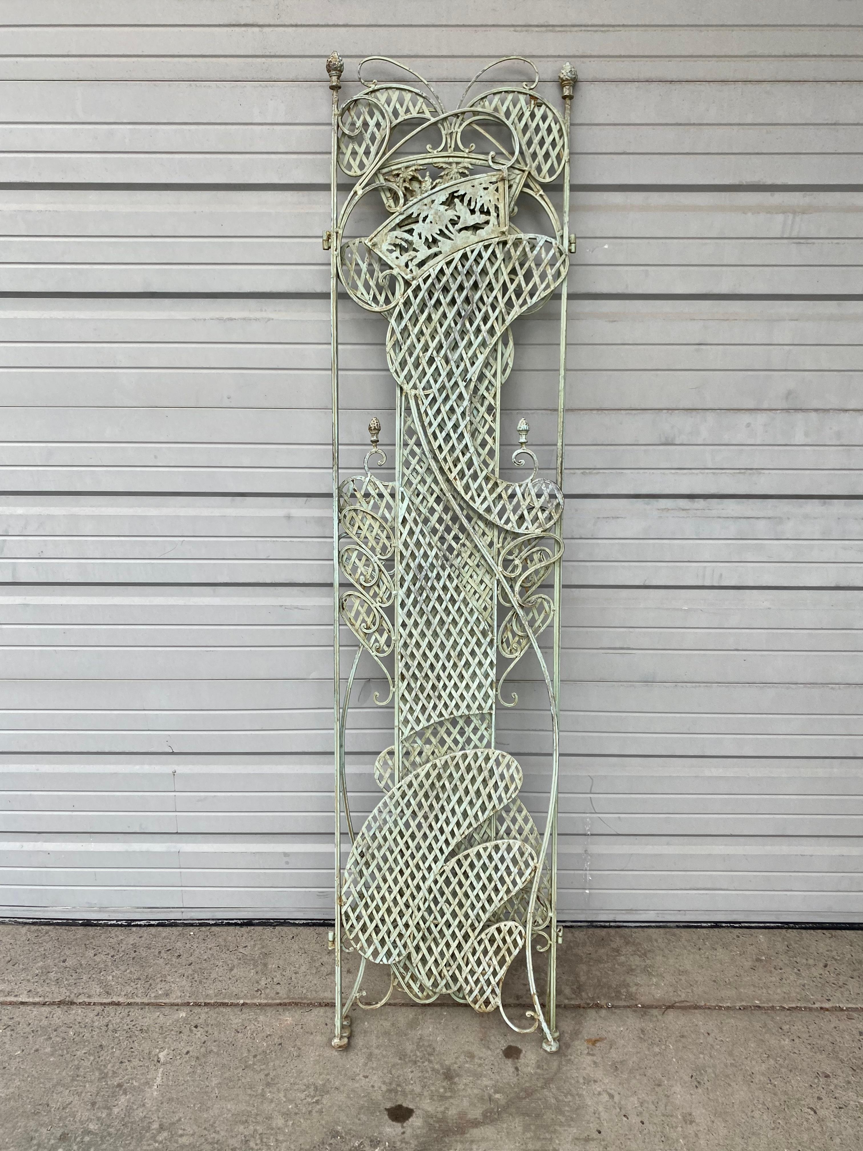 Mid-20th Century Unusual Art Nouveau Style 3 Panel Decorative Wrought Iron Screen/Divider For Sale