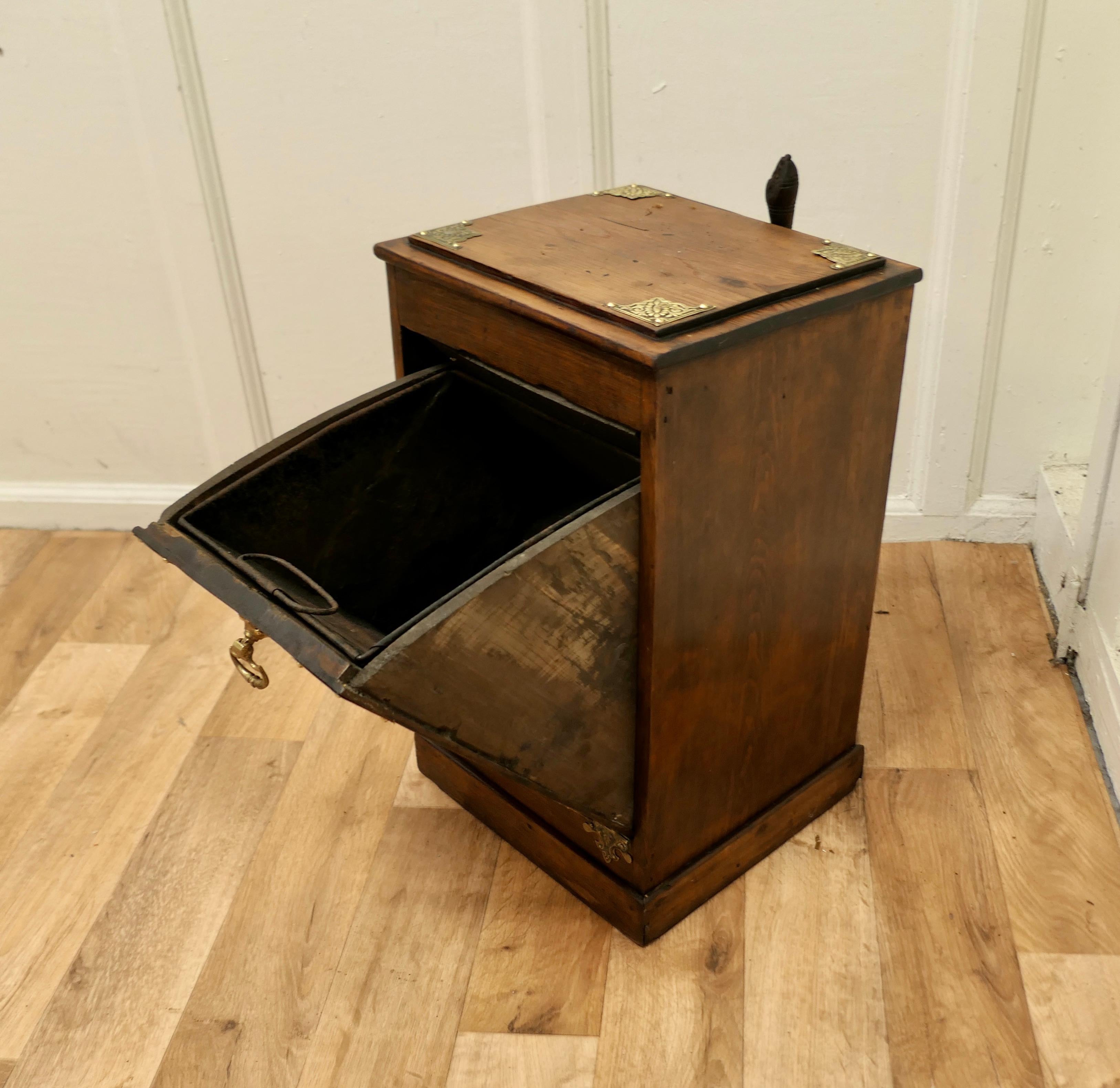 Unusual Arts and Crafts Dark Pine Purdonium, Coal Box For Sale 1