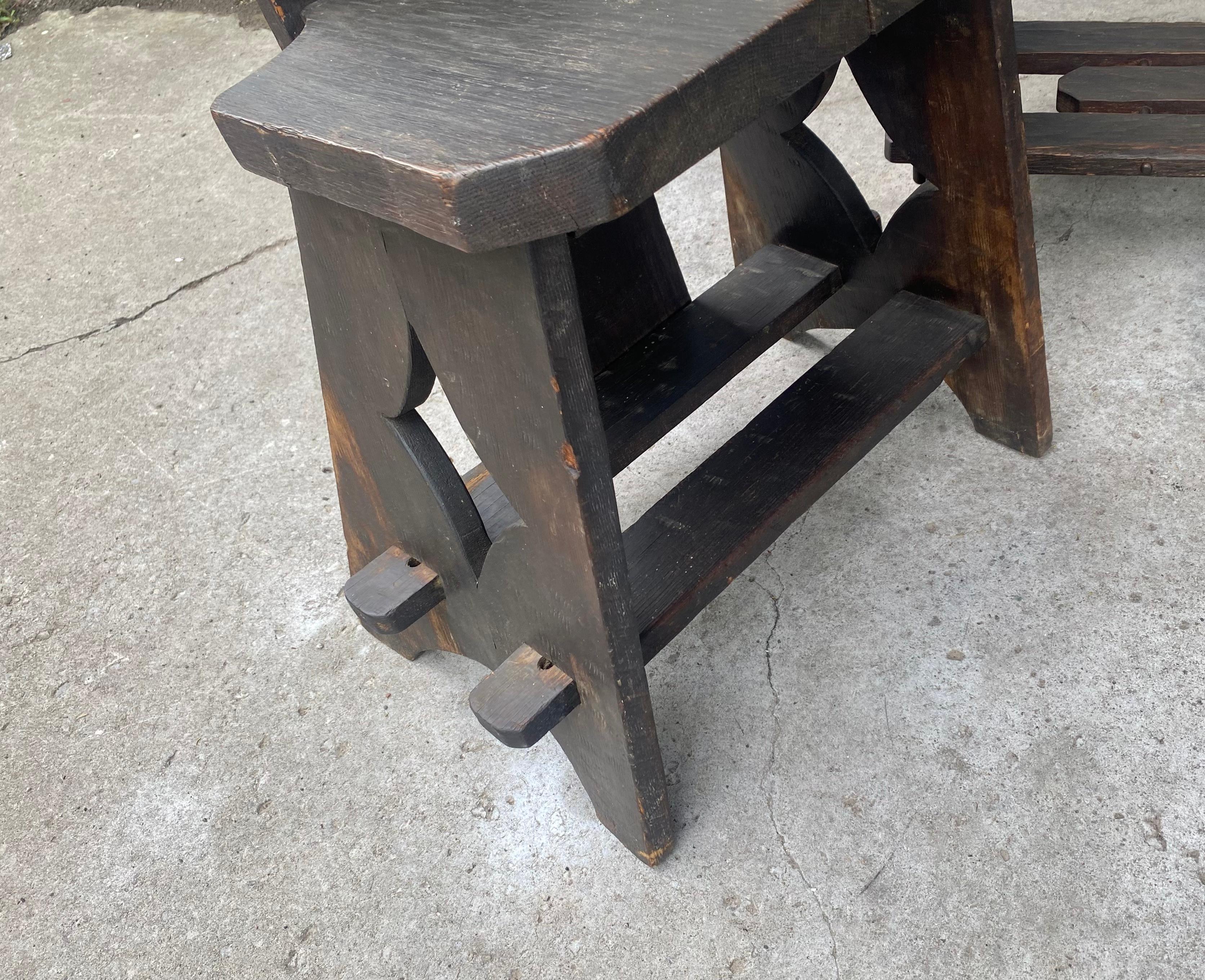 Unusual  Arts and Crafts Pub / Bistro Table and Chairs manner of Limbert In Distressed Condition For Sale In Buffalo, NY