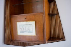 UNUSUAL BAR CORNER CABINET IN THE MANNER OF GIO PONTI, Italy 1950s.