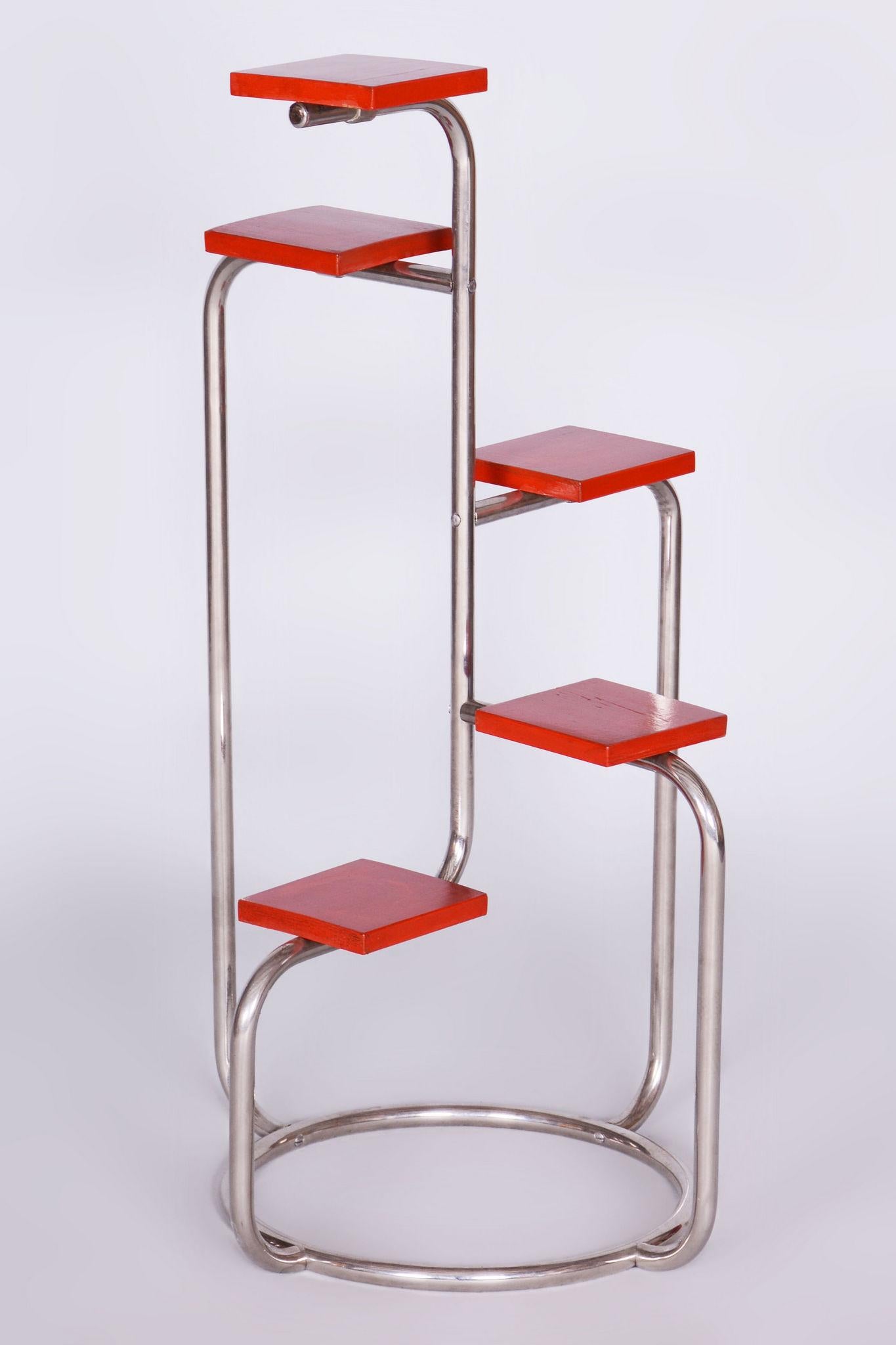 Unusual Bauhaus Chrome Flower Stand, Lacquered Wood, Czechia, 1930s For Sale 2