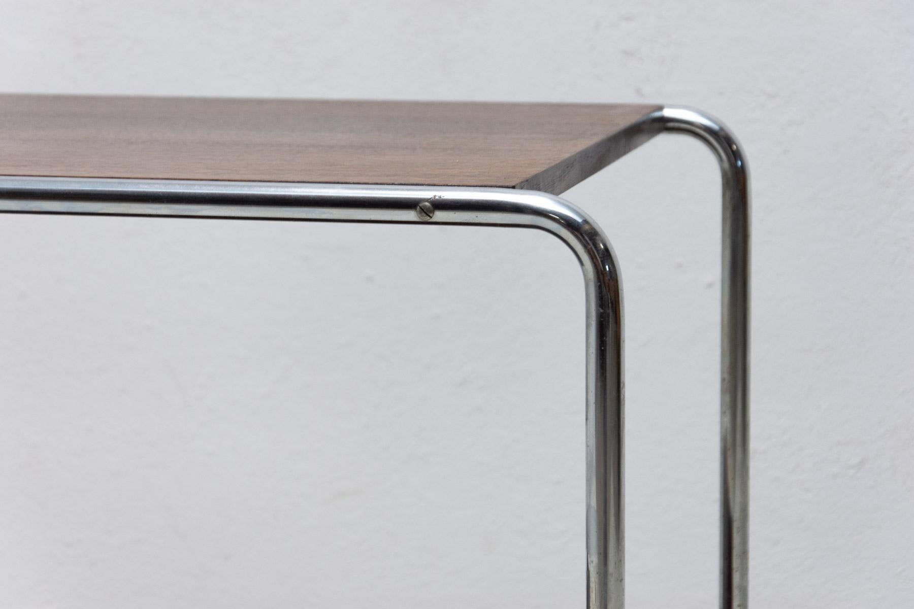 Bauhaus Side Table designed by Marcel Breuer, 1930´s 6