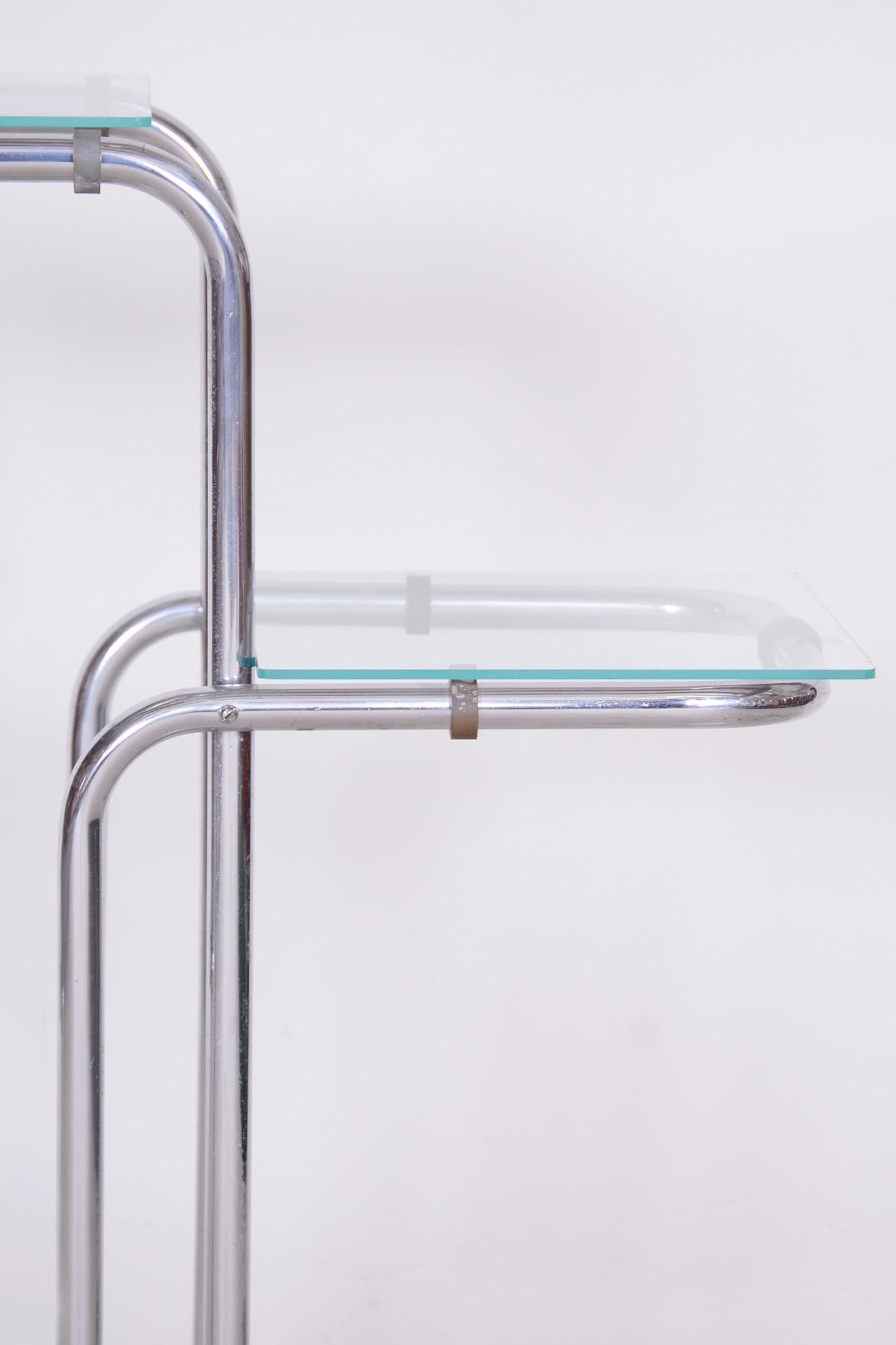 Inusual Étagère Cromada Estilo Bauhaus, Florero, Cristal, Chequia, Años 30 en Bueno estado para la venta en Brandys nad Labem, Středočeský kraj