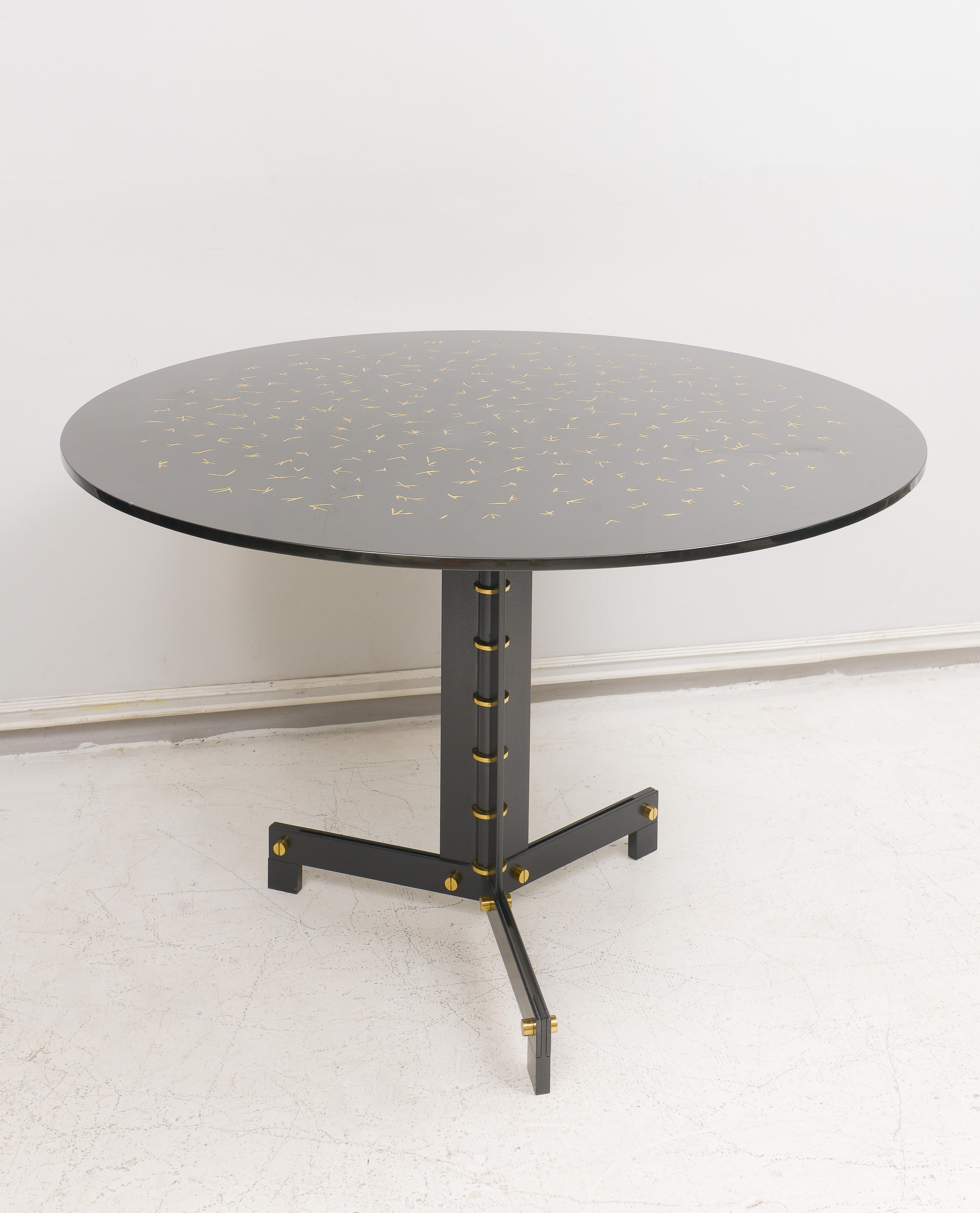 Unusual Bespoke Black Lacquered Circular Table on Steel and Brass Base For Sale 5