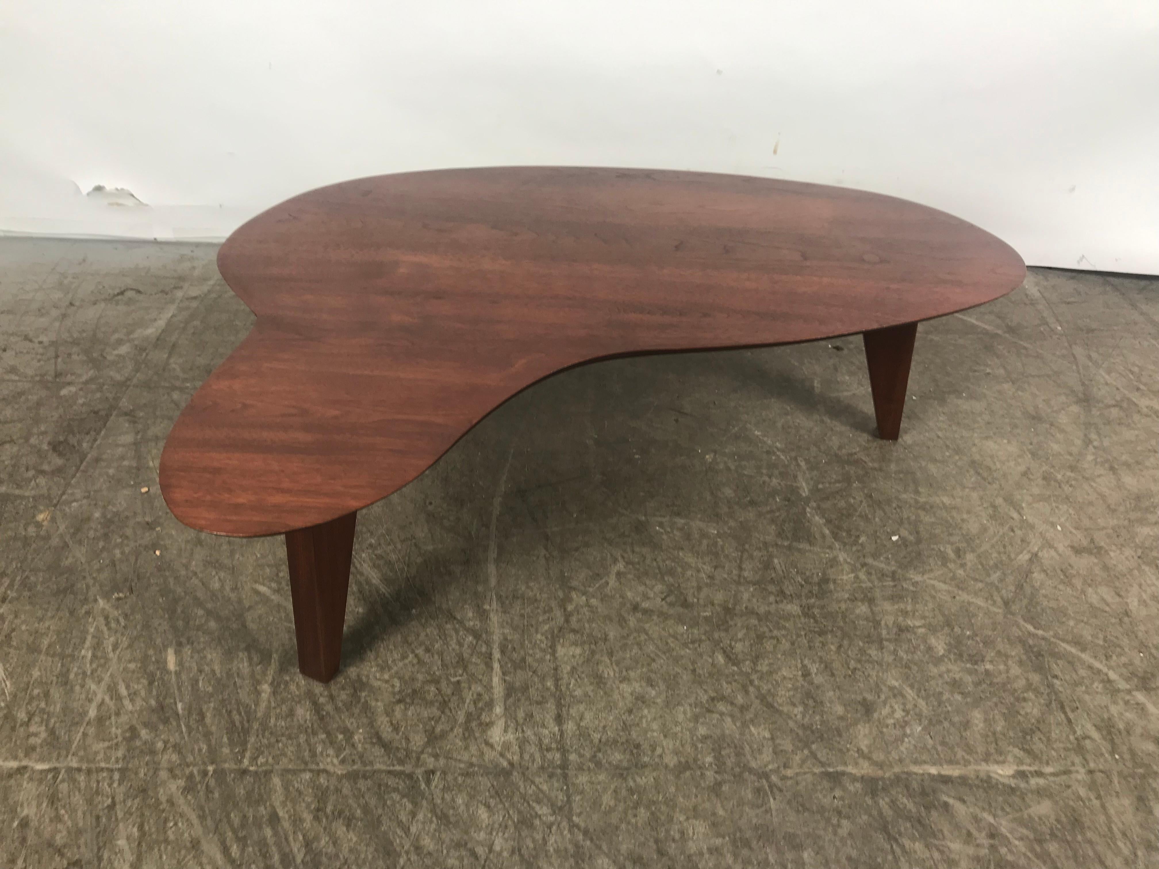 Mid-Century Modern Unusual Biomorphic, Amoeba Shape Midcentury Walnut Cocktail/Coffee Table