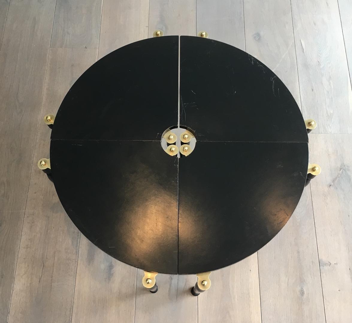 Unusual Black Wood and Brass Coffee Table Divided in 4 Quarters In Good Condition In Marcq-en-Barœul, Hauts-de-France