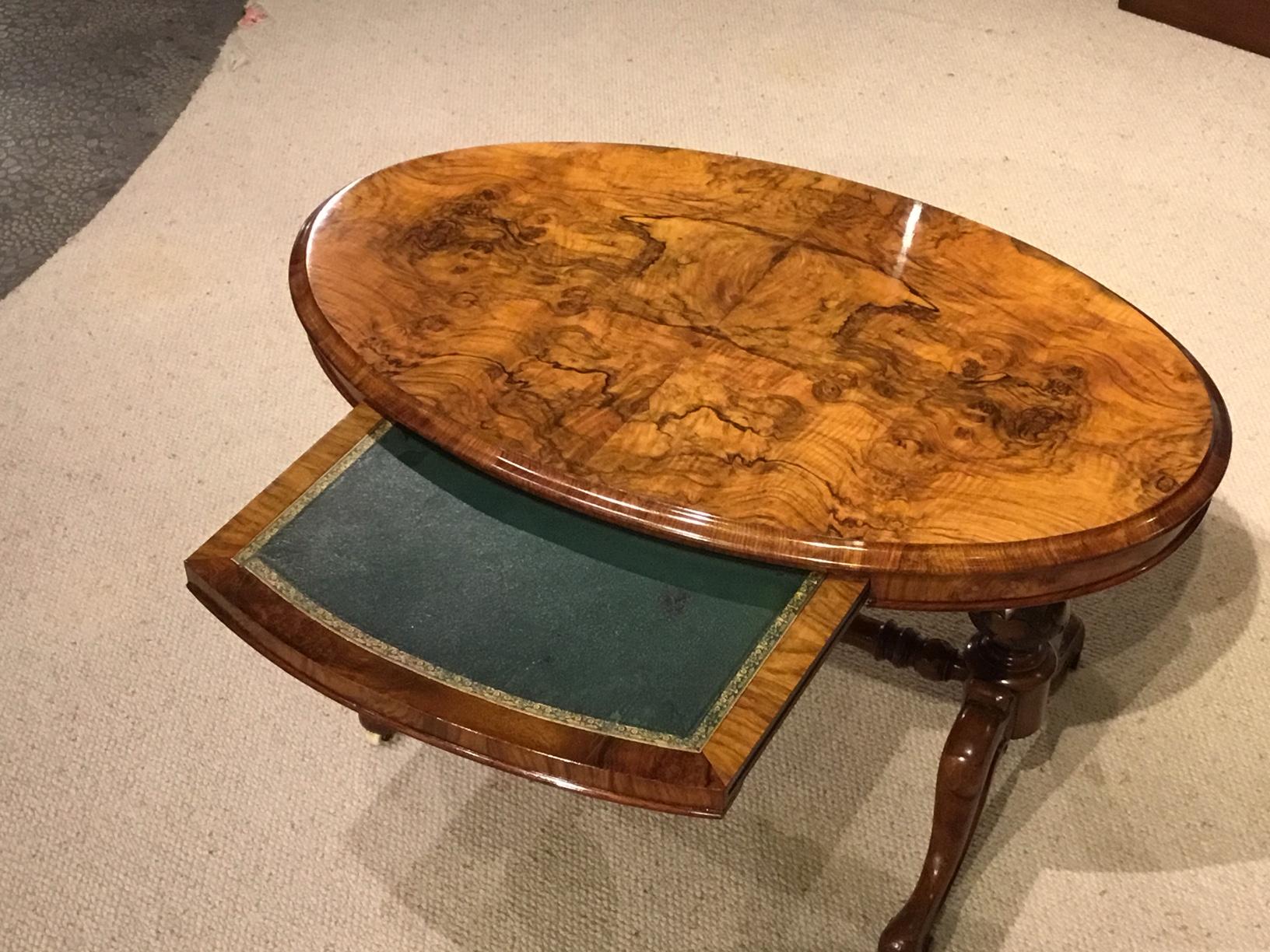 Unusual Burr Walnut and Walnut Victorian Period Oval Coffee Table with Slide In Excellent Condition In Darwen, GB