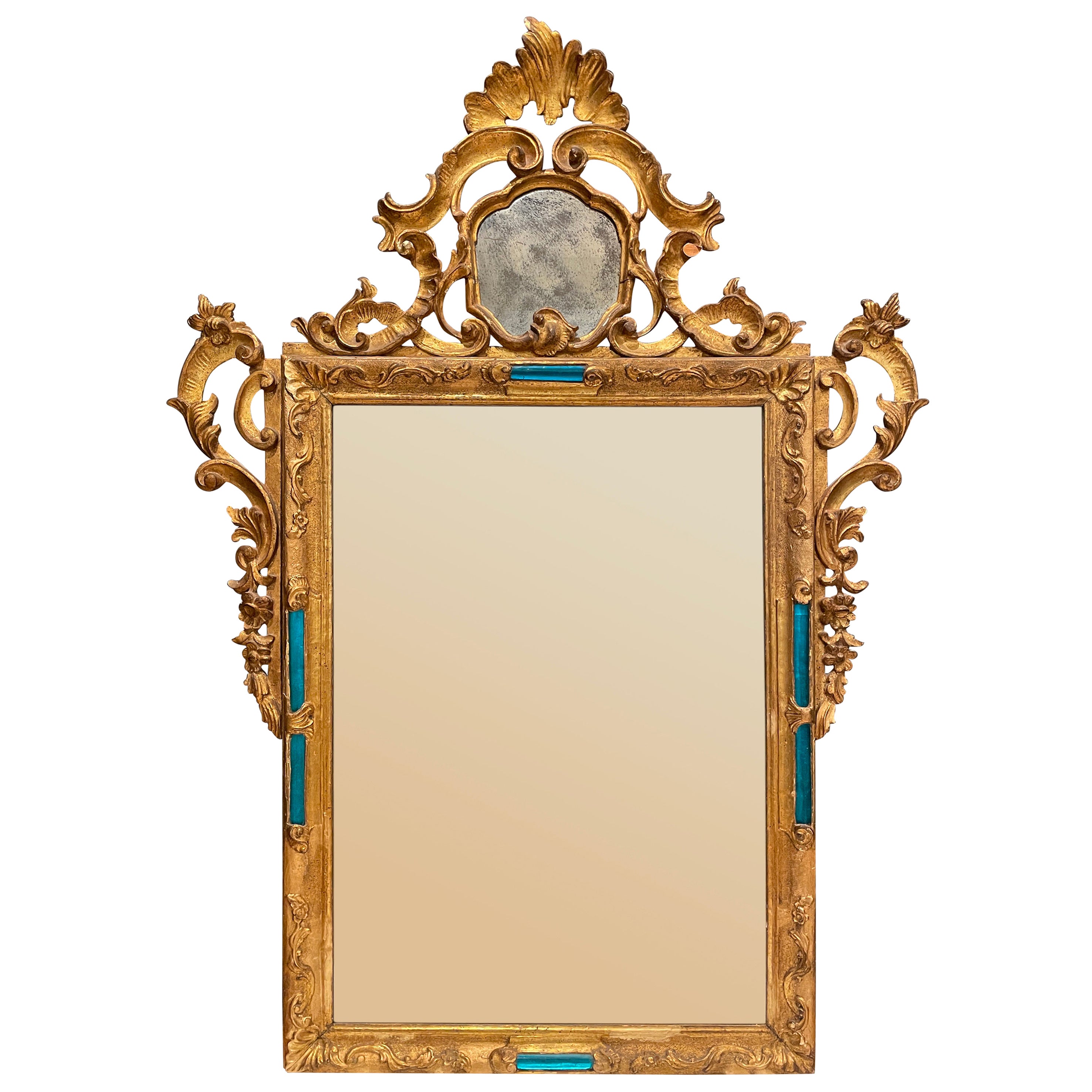 Miroir inhabituel rococo vénitien en bois doré sculpté en vente