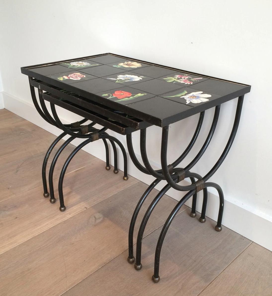Unusual Ceramic and Black Iron Nesting Tables, French Work, circa 1950 For Sale 1