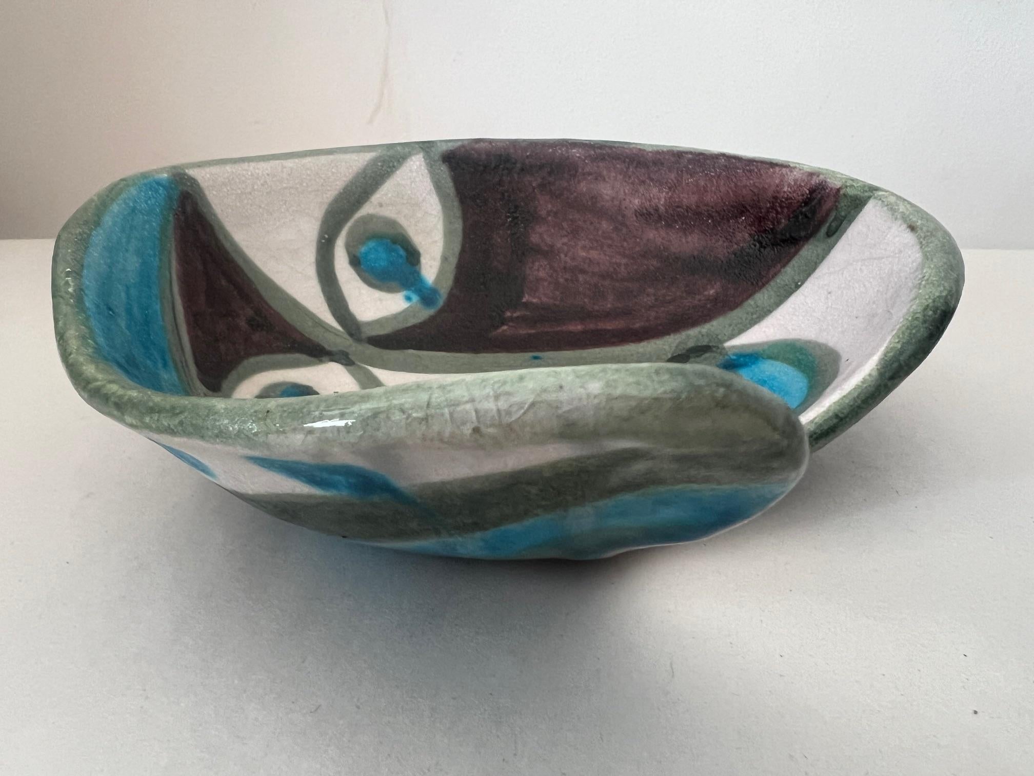 Mid-20th Century Unusual Ceramic Bowl By Gambone, Italy Ca'1950's For Sale