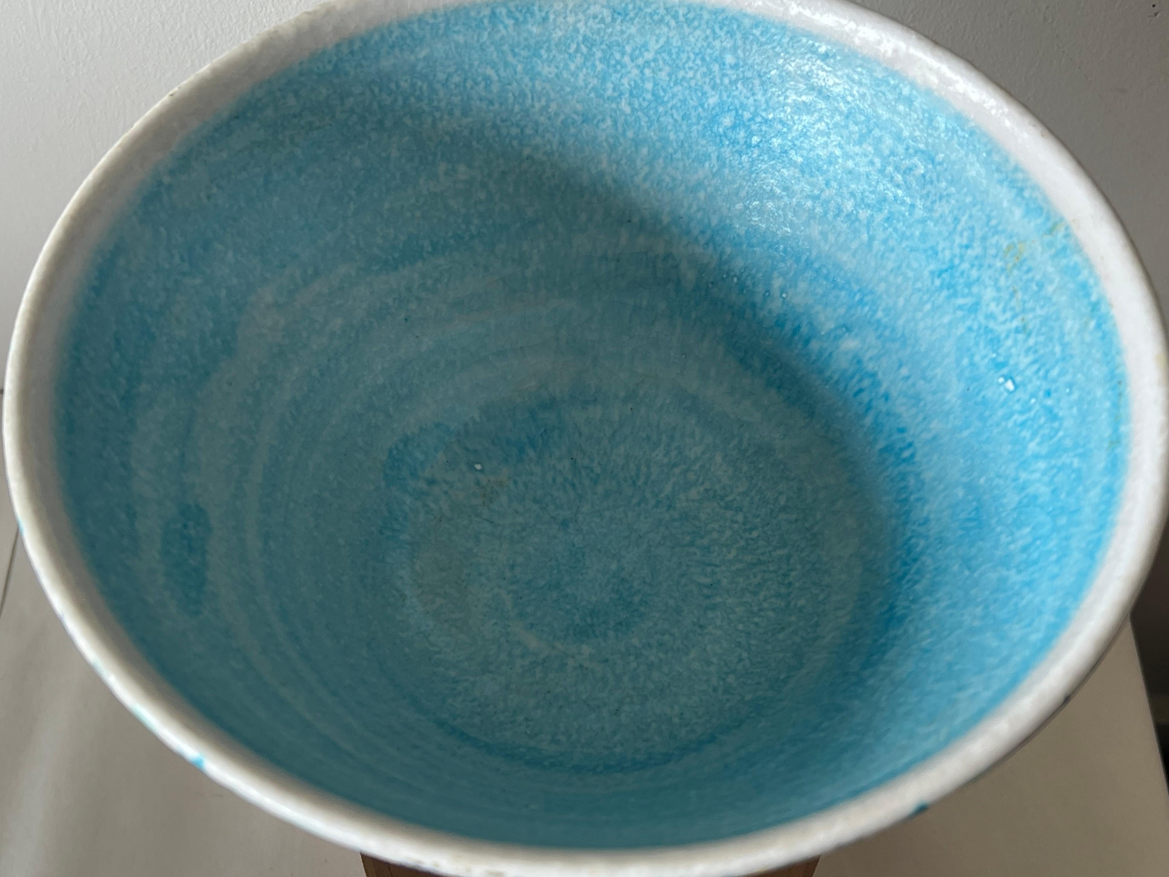 Unusual Ceramic Bowl With Stripes By Alvino Bagni For Raymor Ca' 1960's For Sale 4