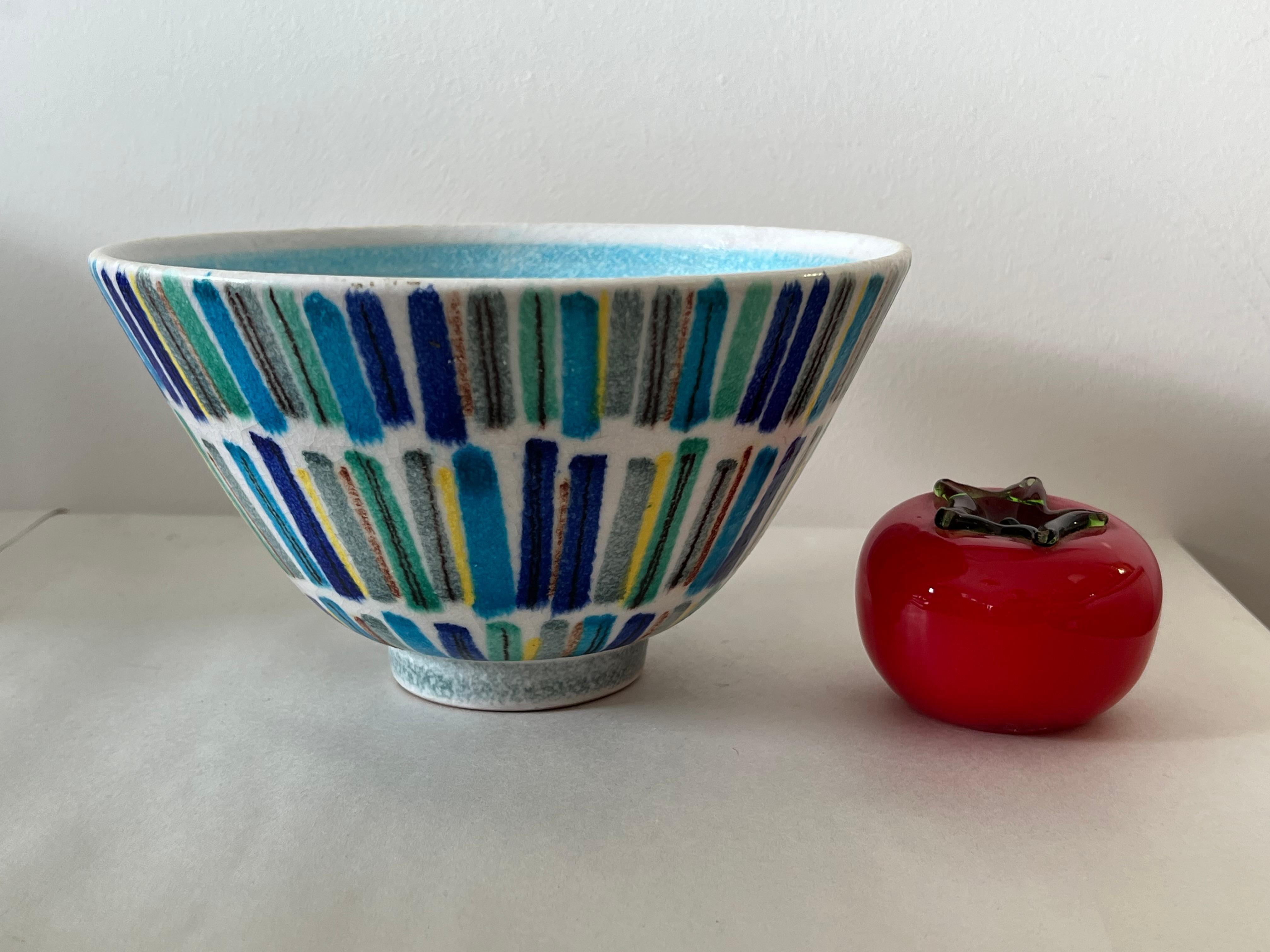 Mid-Century Modern Unusual Ceramic Bowl With Stripes By Alvino Bagni For Raymor Ca' 1960's For Sale