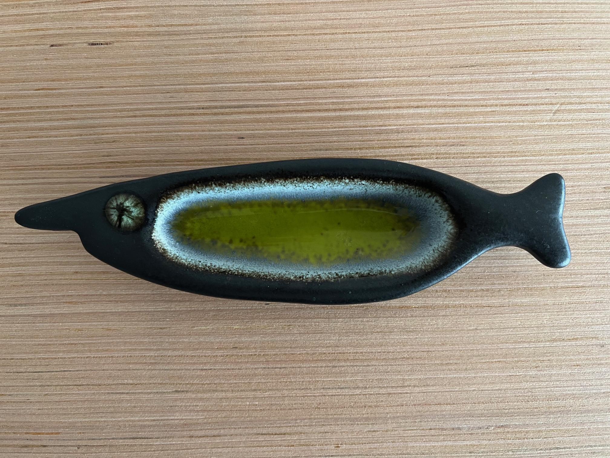 Insolito e affascinante peschereccio degli anni '50 circa.