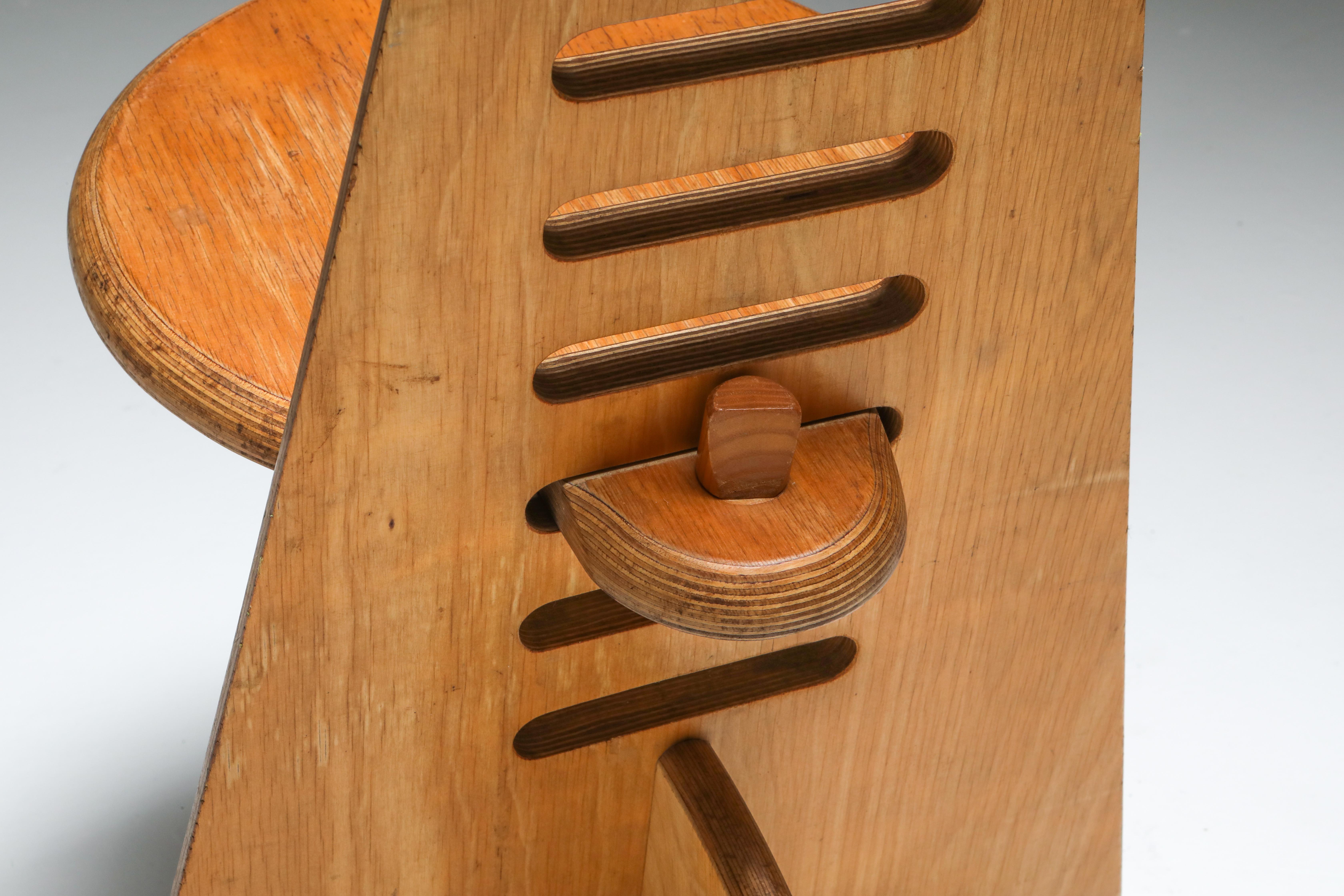 Chaise inhabituelle du designer néerlandais Gijs Boelaars pour Lundia 3