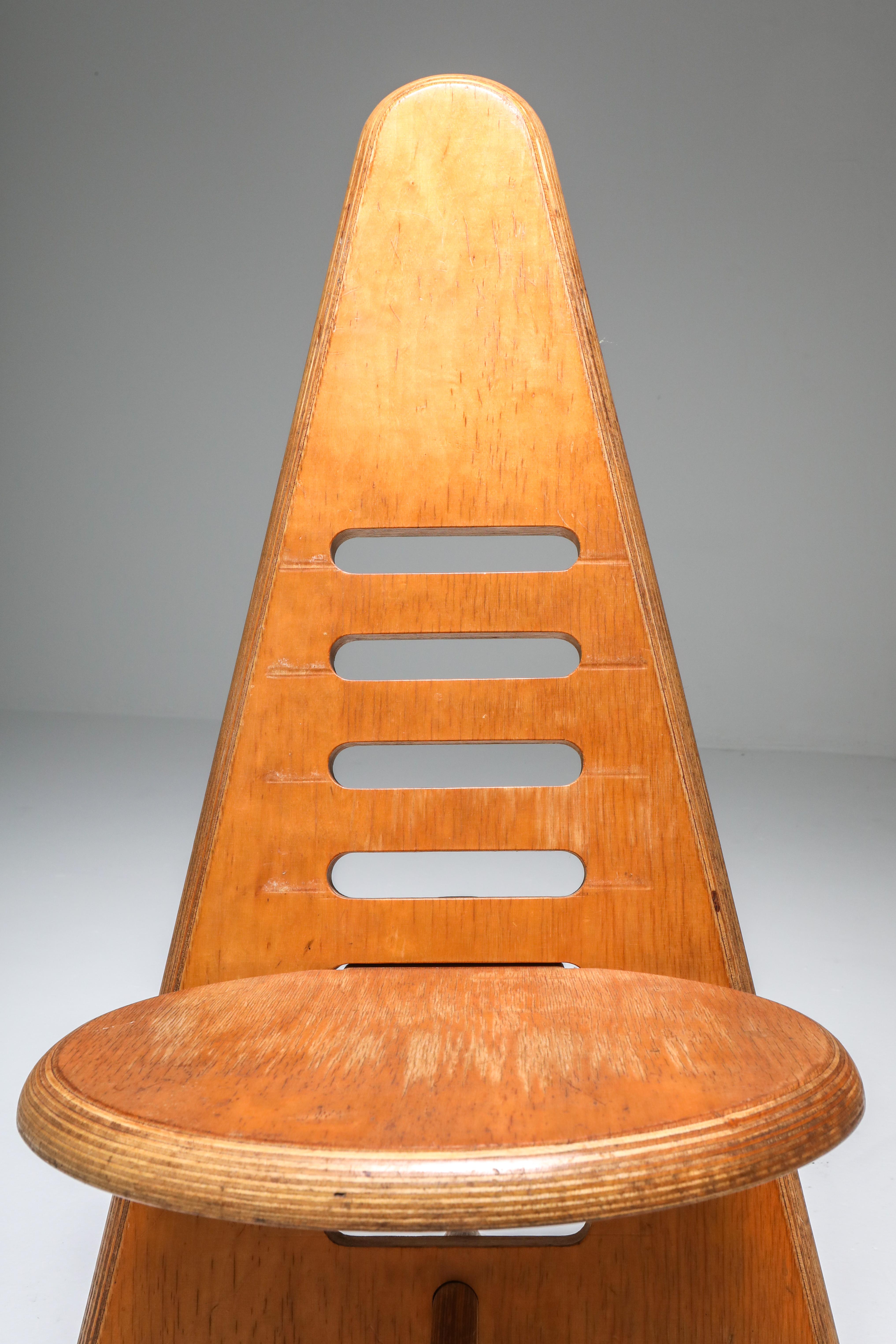 Chaise inhabituelle du designer néerlandais Gijs Boelaars pour Lundia 4