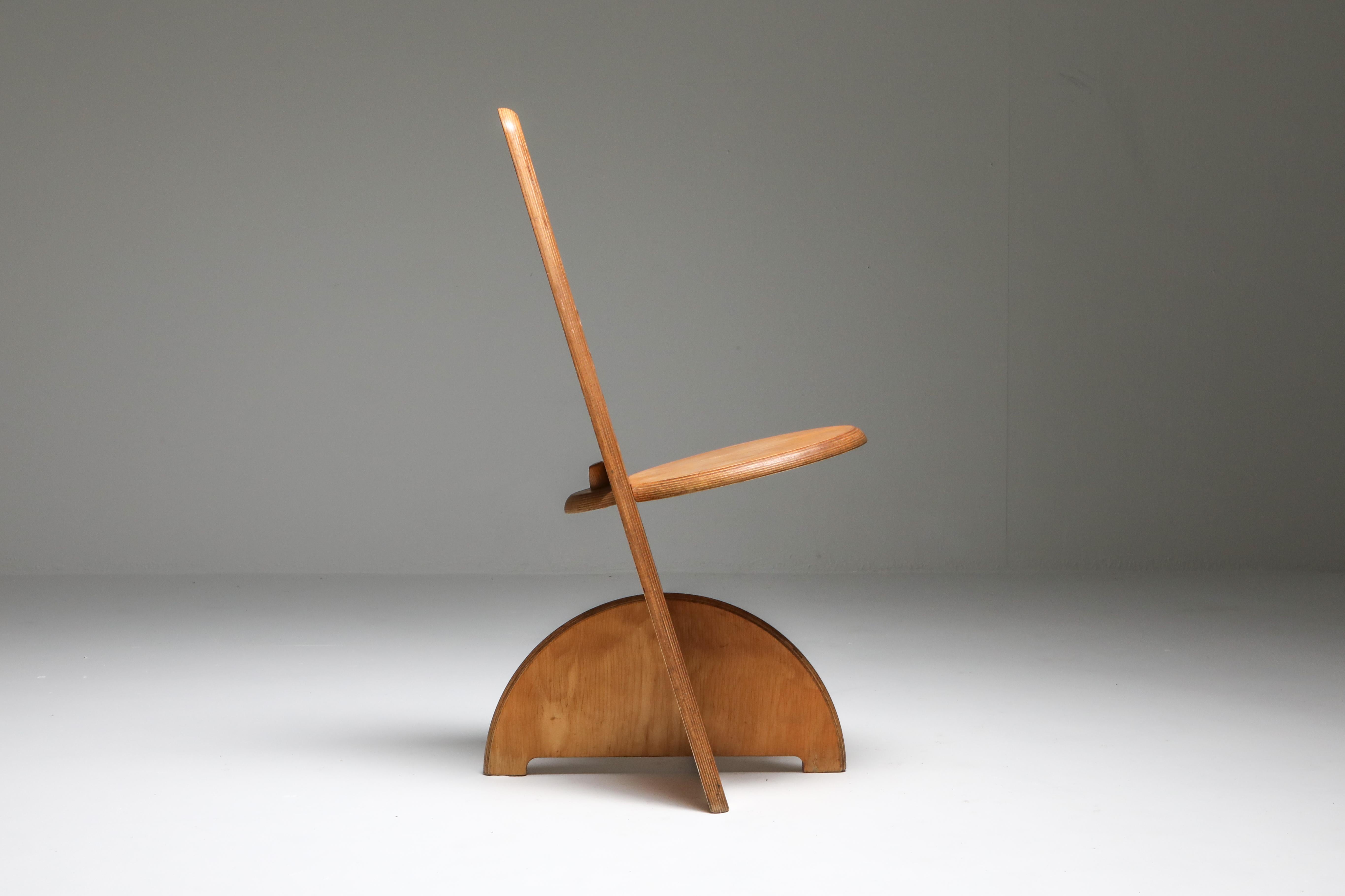 20ième siècle Chaise inhabituelle du designer néerlandais Gijs Boelaars pour Lundia