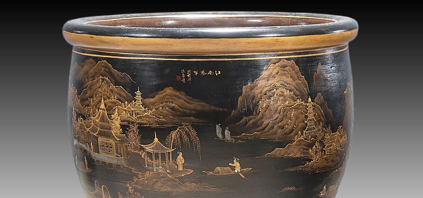 Unusual Chinese Black Lacquer Porcelain Planter fish bowl In Good Condition In Cypress, CA