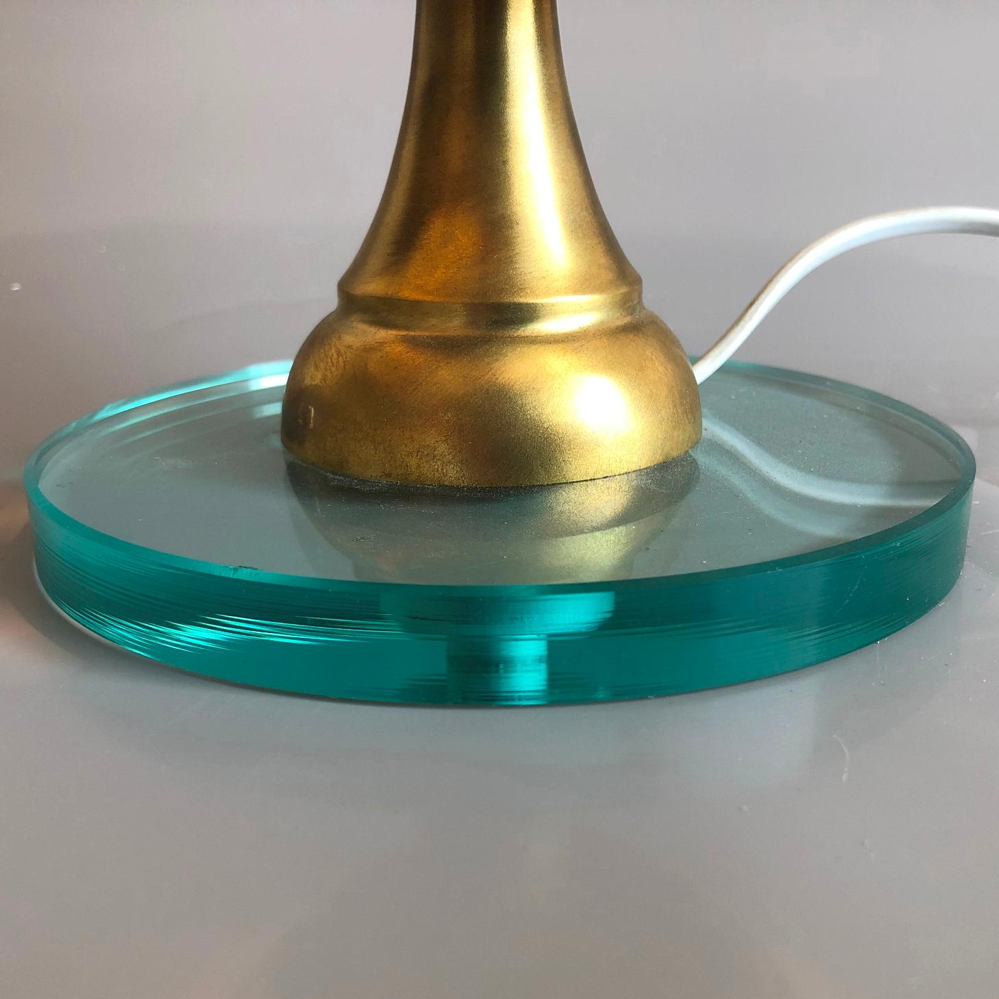 Unusual Cocoon Opaline Glass Table Lamp, Italy, 1970s For Sale 7