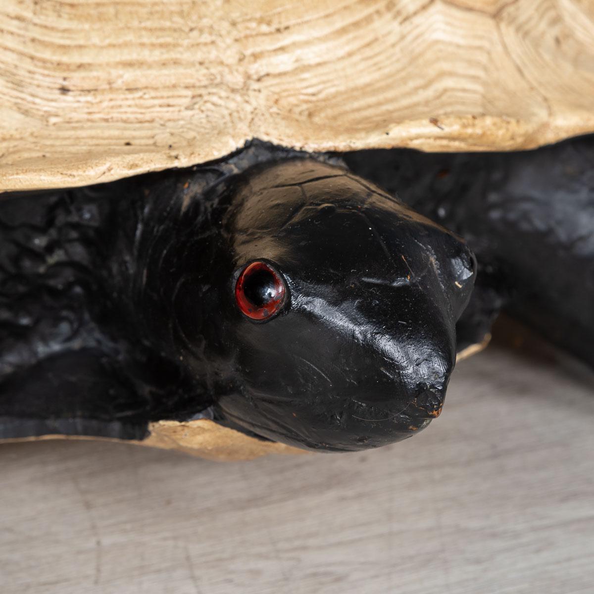 Ungewöhnlicher Couchtisch in Form einer Schildkröte von Anthony Redmile, London im Angebot 4