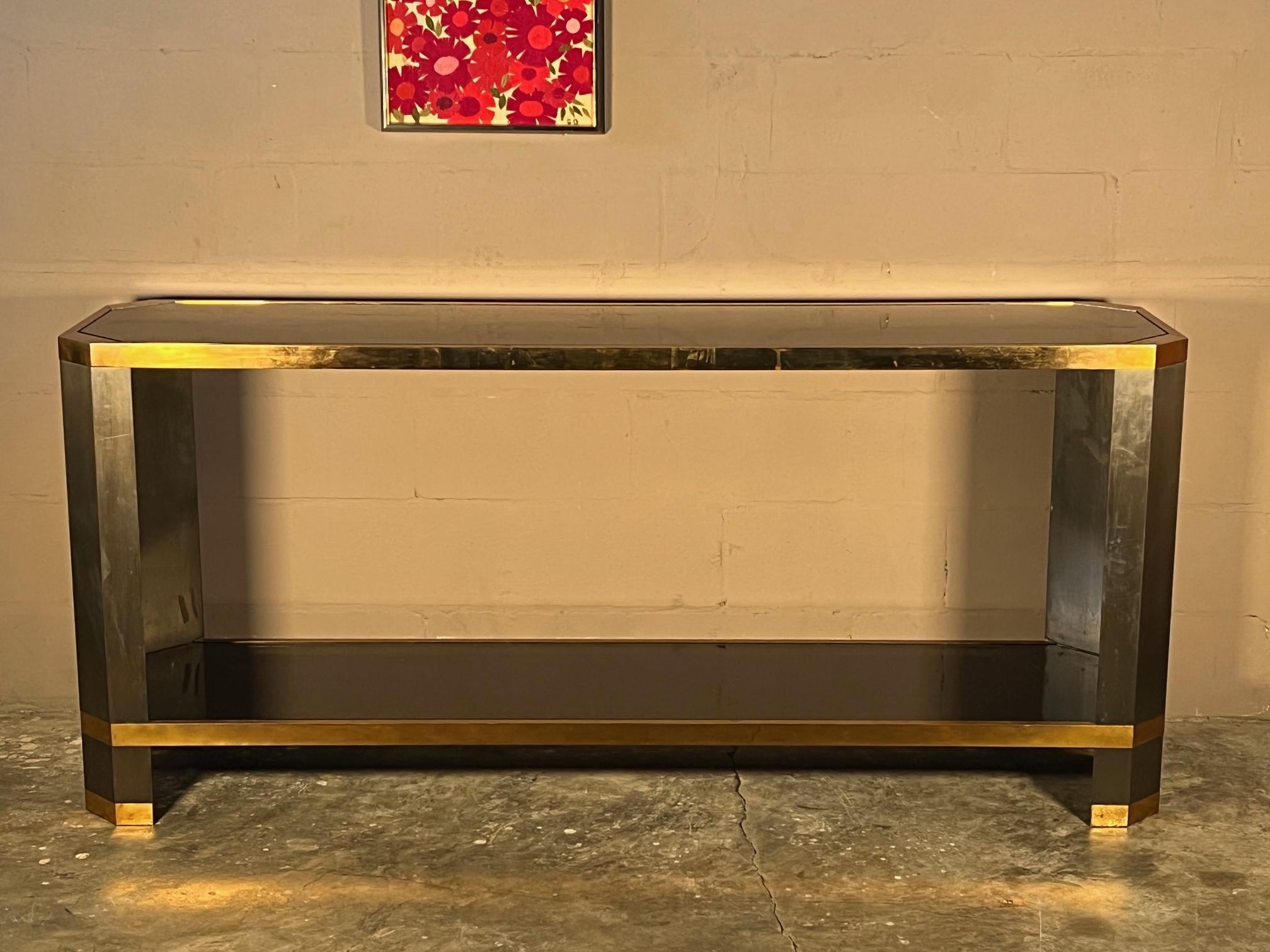 Brass And Black Glass Console Ron Seff, 1970's In Good Condition For Sale In St.Petersburg, FL