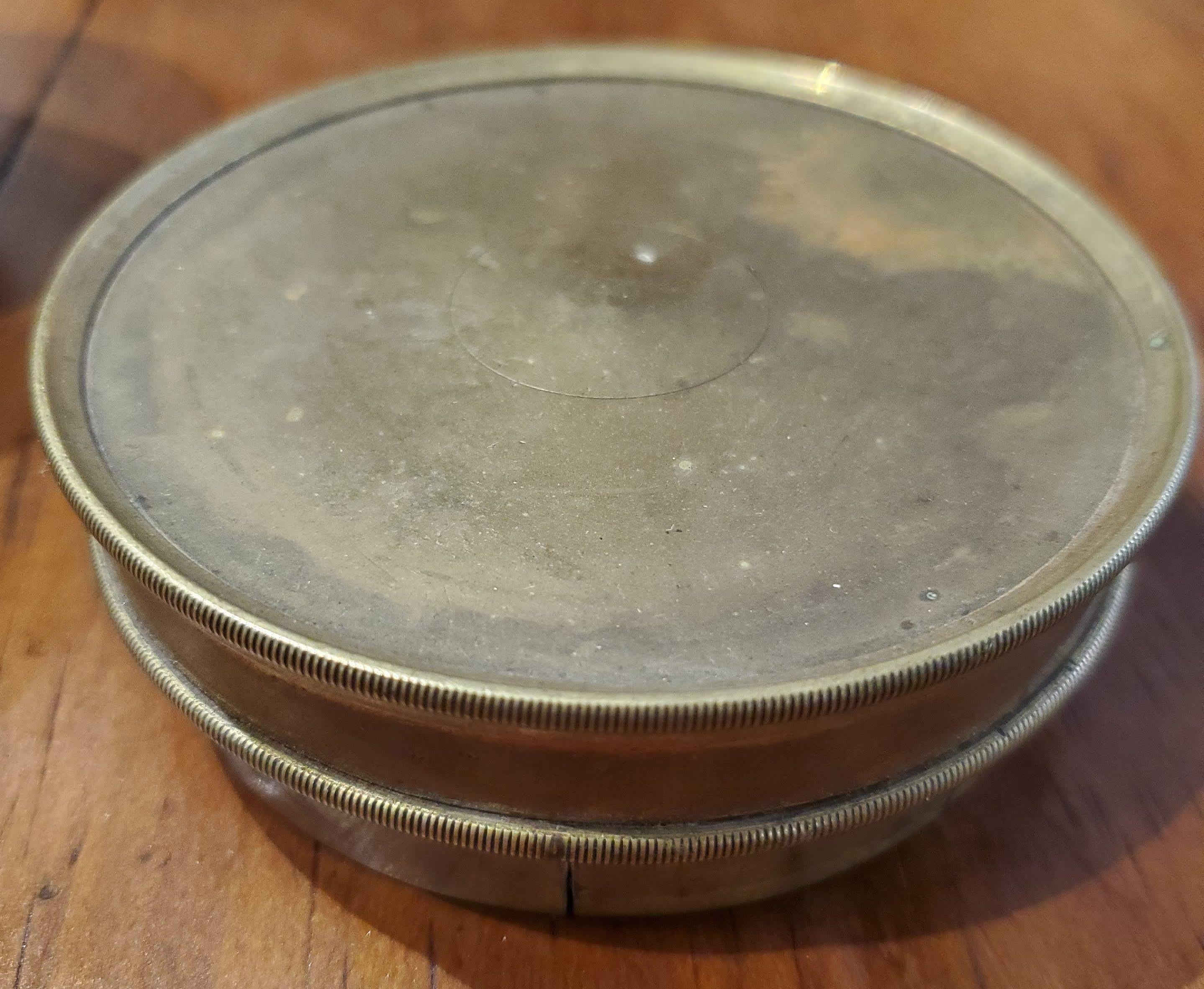 Unusual Cylindrical Shaped Brass Tobacco Box In Good Condition In Middleburg, VA