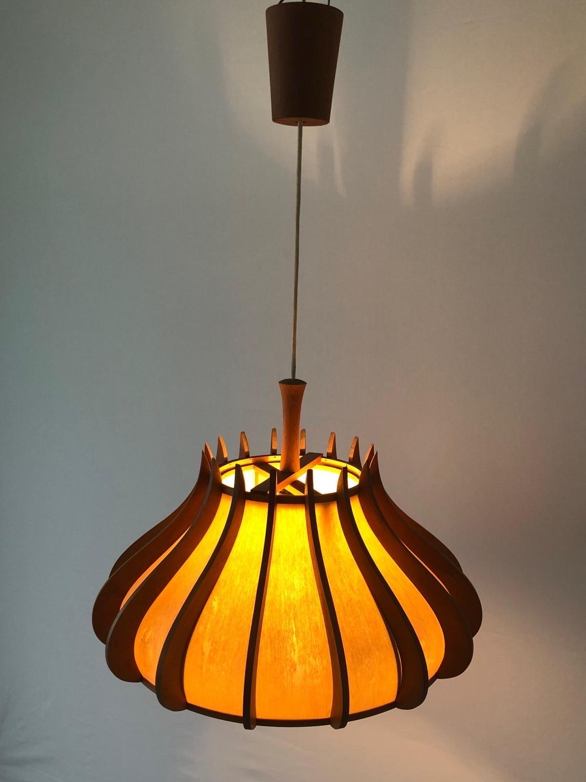 Unusual design Wood and Plastic Paper Large Pendant Lamp, 1960s, Germany For Sale 7