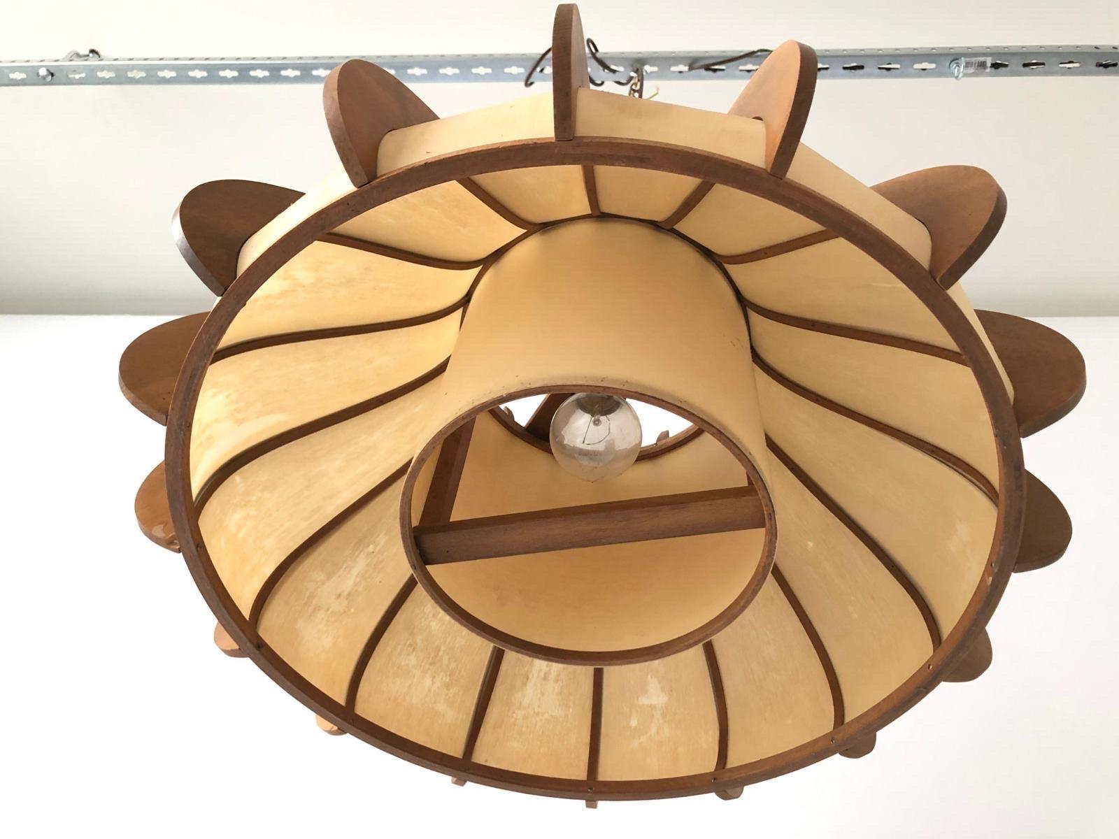 Unusual design Wood and Plastic Paper Large Pendant Lamp, 1960s, Germany For Sale 1