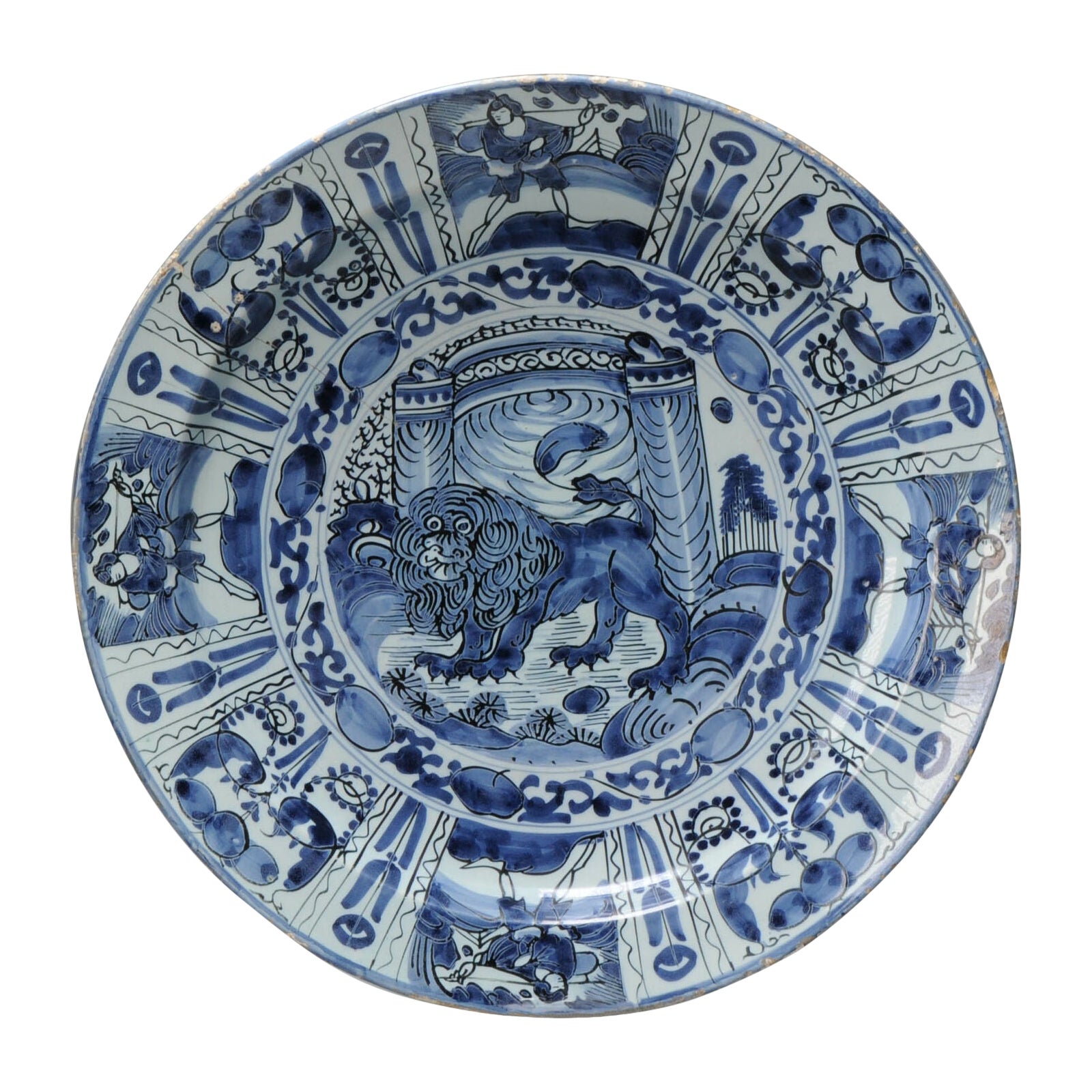 Unusual Dutch Delftware Earthenware Kraak Charger 'Lion of Juda', 17th Century For Sale