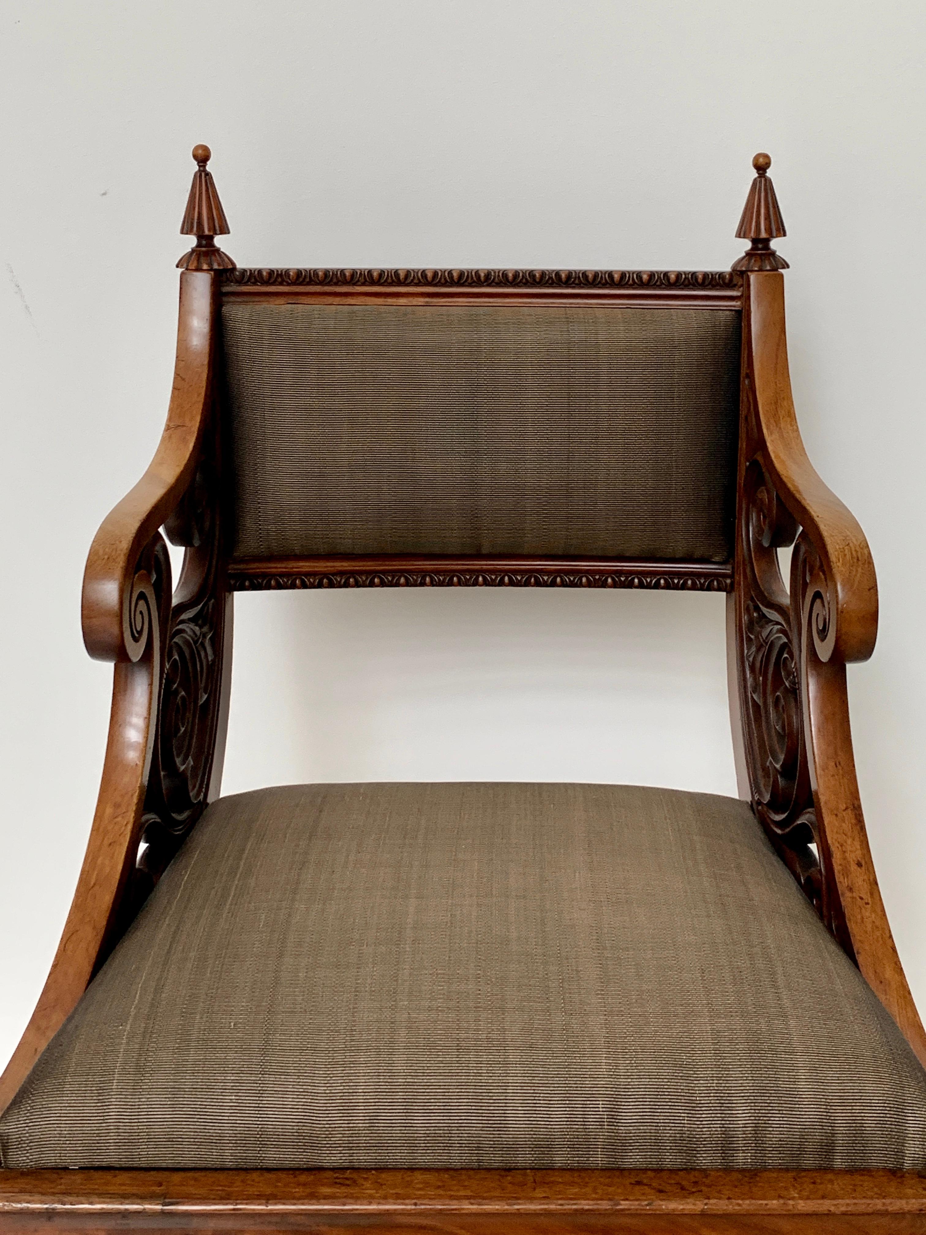 Unusual Early 19th Century Danish Mahogany Armchair Attributed to Hetsch For Sale 1