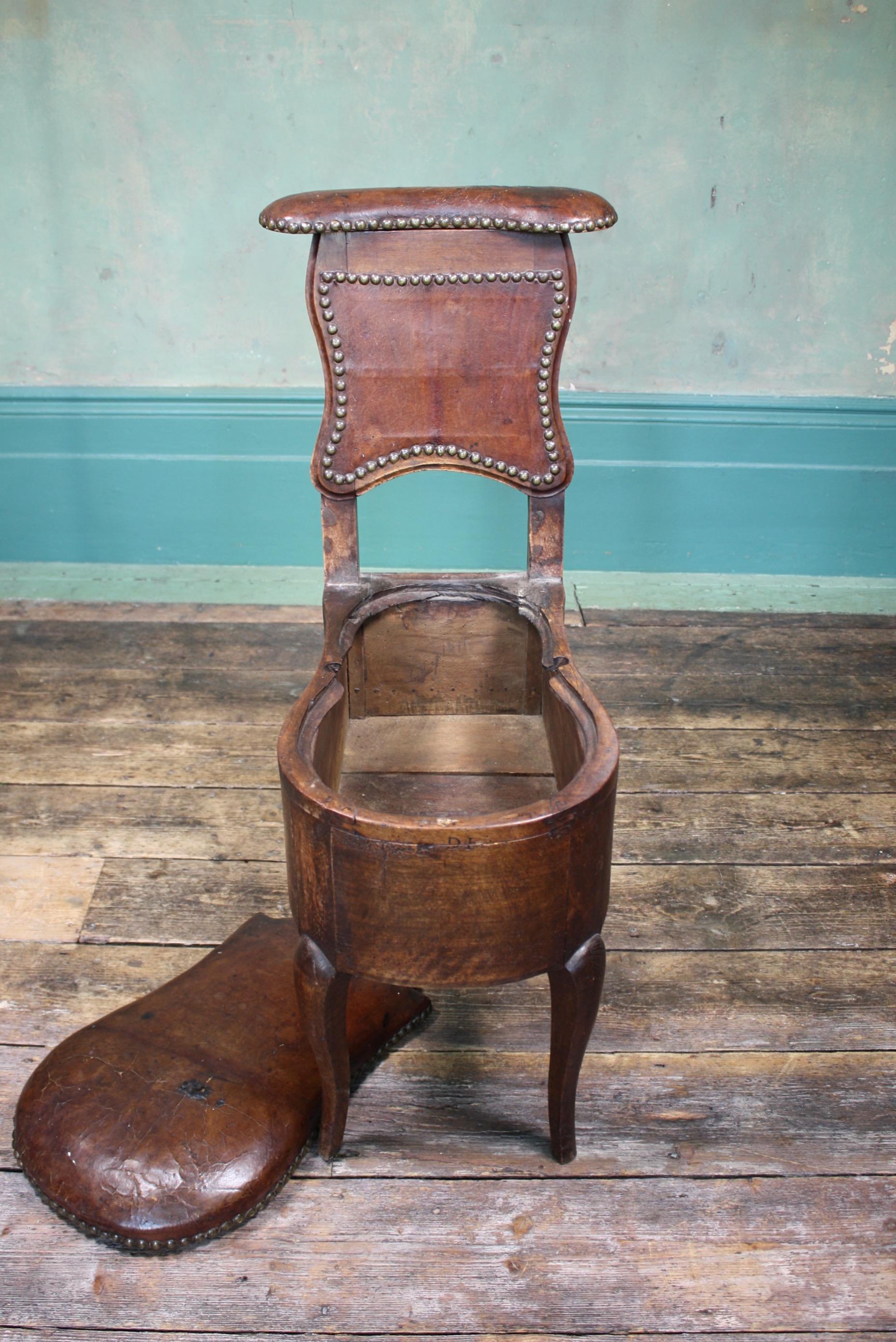 Unusual Early 19th Century French Oak and Leather Desk Chair 2