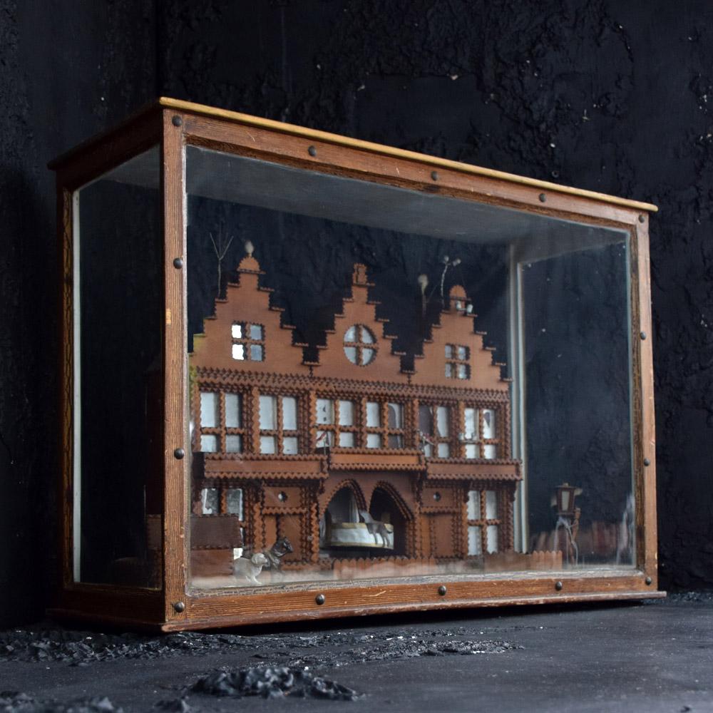 Unusual Early 20th Century Tramp Art Barometer Diorama In Fair Condition In London, GB