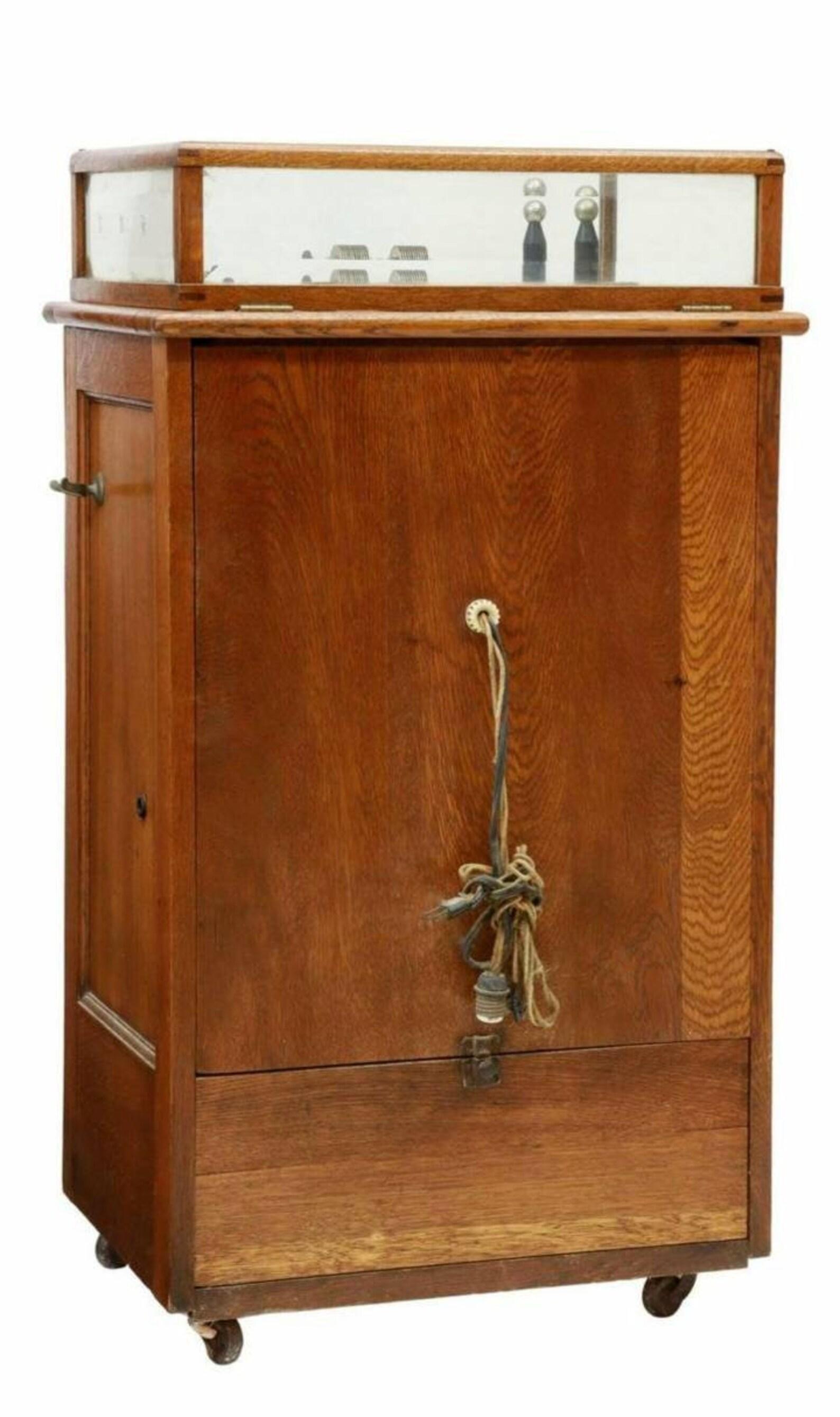 Unusual Early American Quack Medicine Thompson-Plaster Electric Cabinet For Sale 4