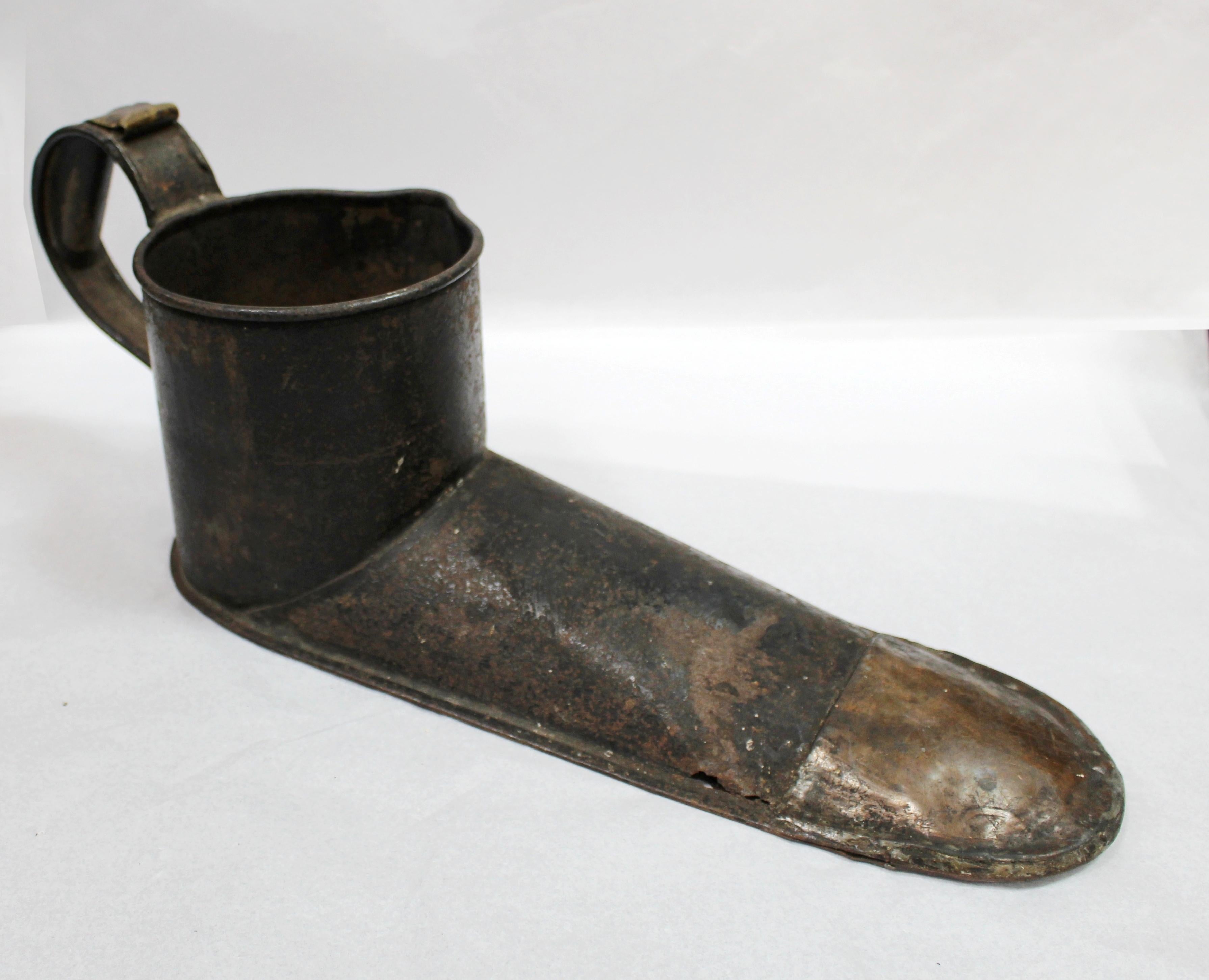 Material Steel, copper and brass.
Measures: Height 15 cm / 6 in
Length 39 cm / 15 1/2 in
Condition wear commensurate with age. Damage to the side and underneath, not so effective as a container anymore(!) but a nice unusual piece of early antique