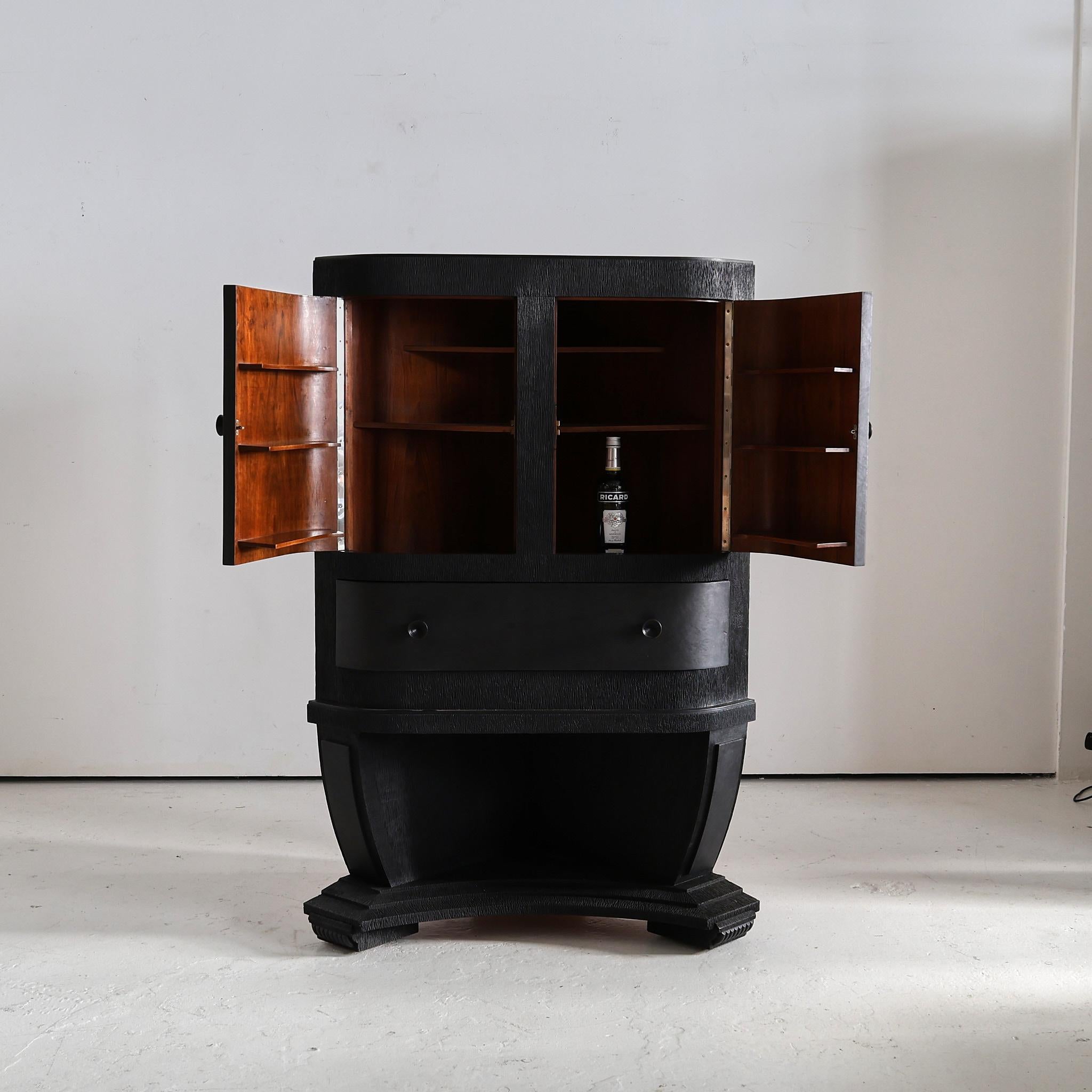 Wood Unusual Ebonised Italian Gouged Deco/Modernist Corner Cupboard/Bar For Sale