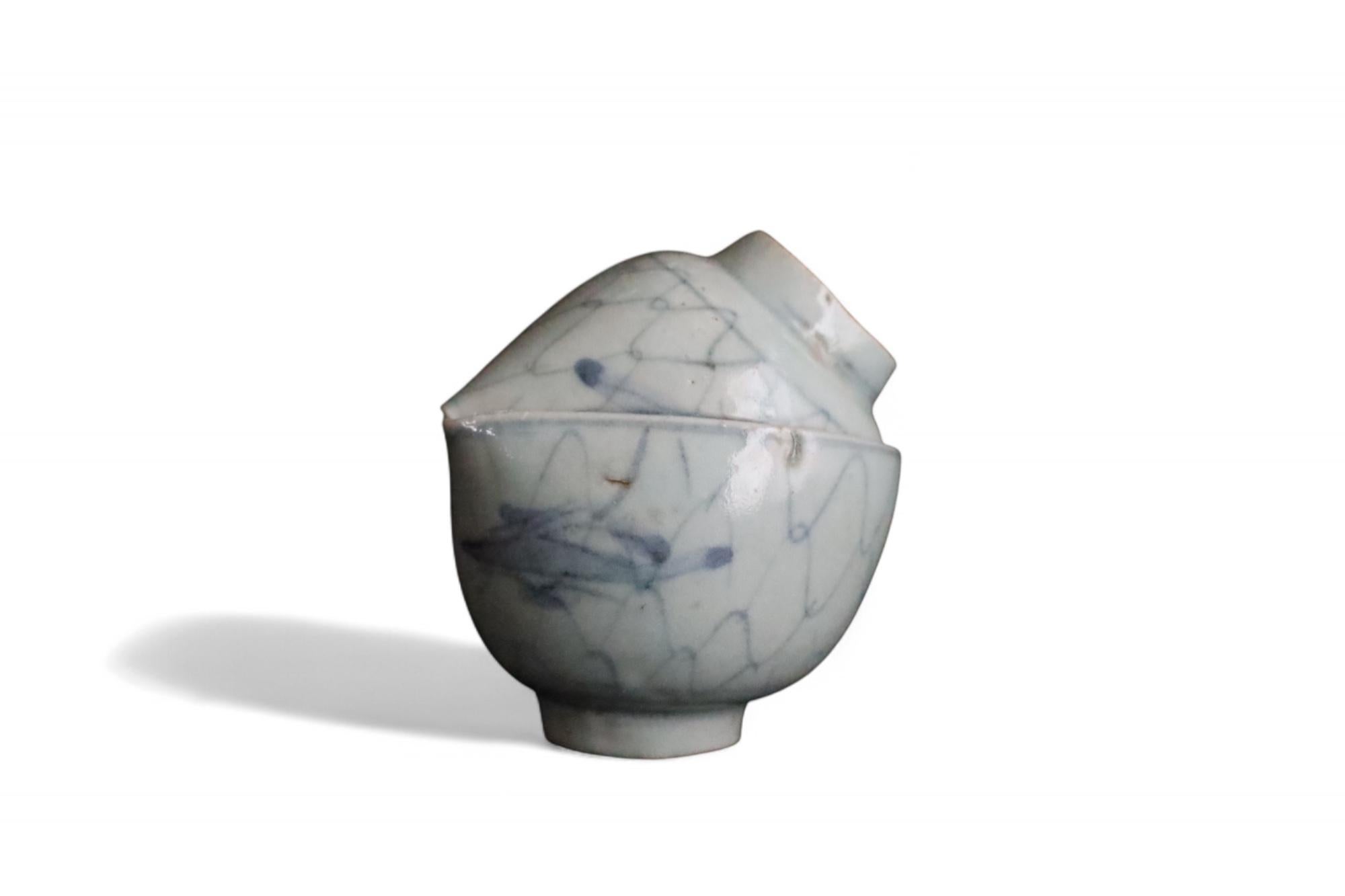 Ungewöhnliche Edo Periode Imari Kiln Fehlbrand Tasse im Angebot 4