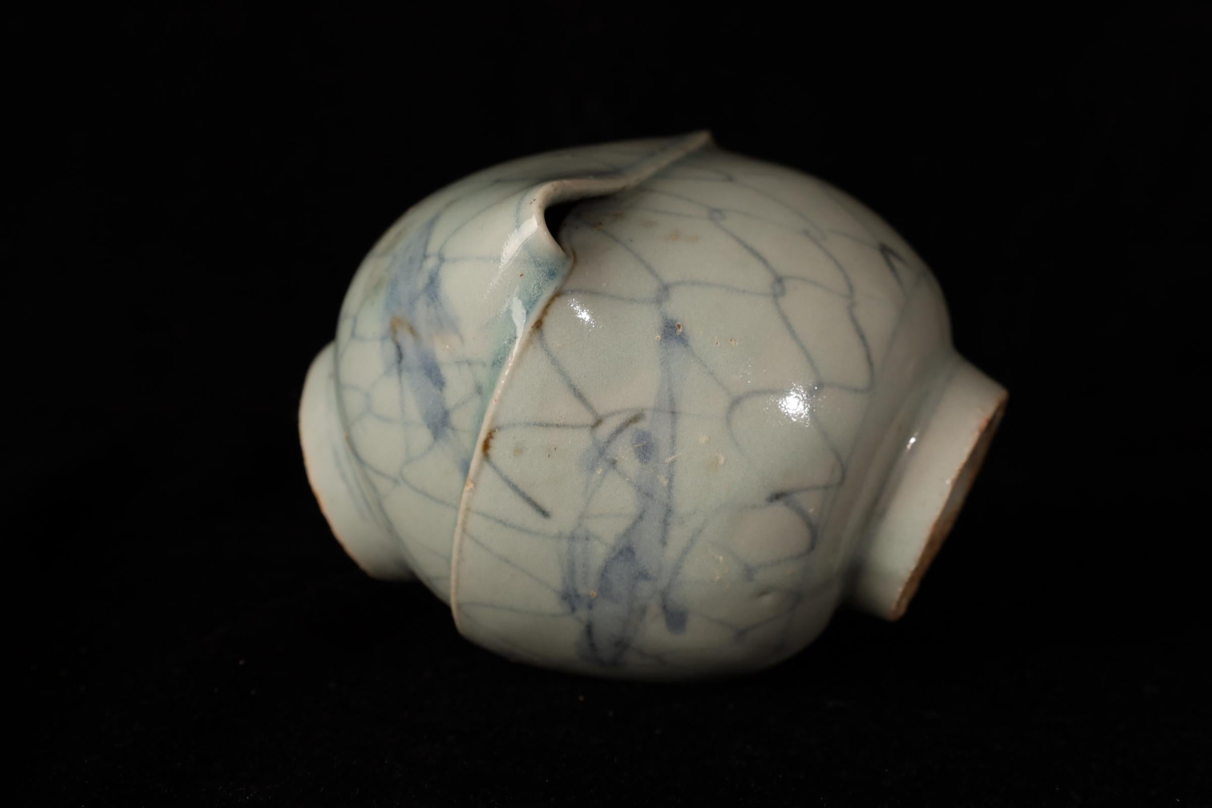 Inusual taza de horno Imari del periodo Edo en venta 13